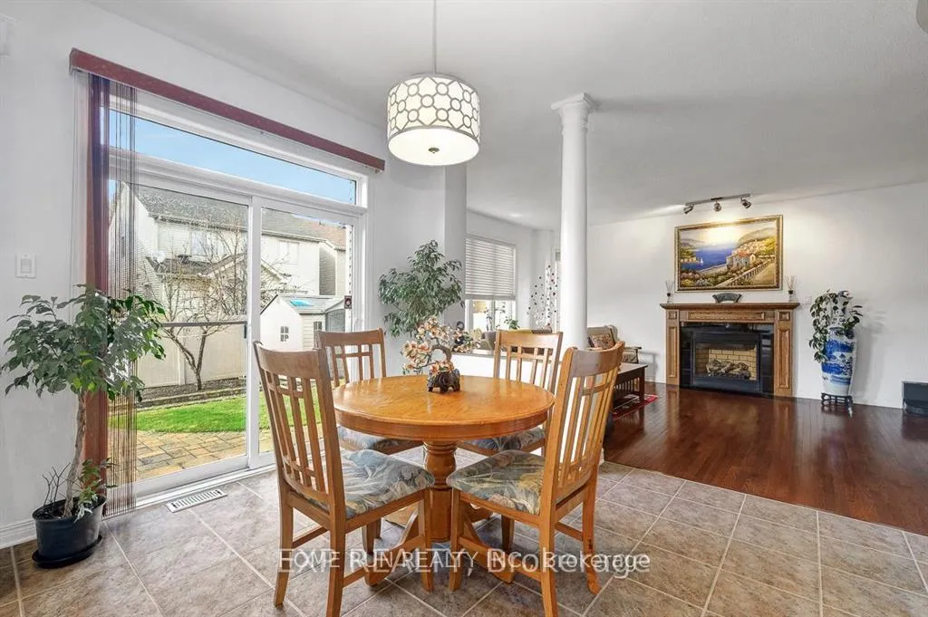 Photo 10 of 122 Rodeo Drive, Ottawa, Barrhaven - Longfields — HOMEH