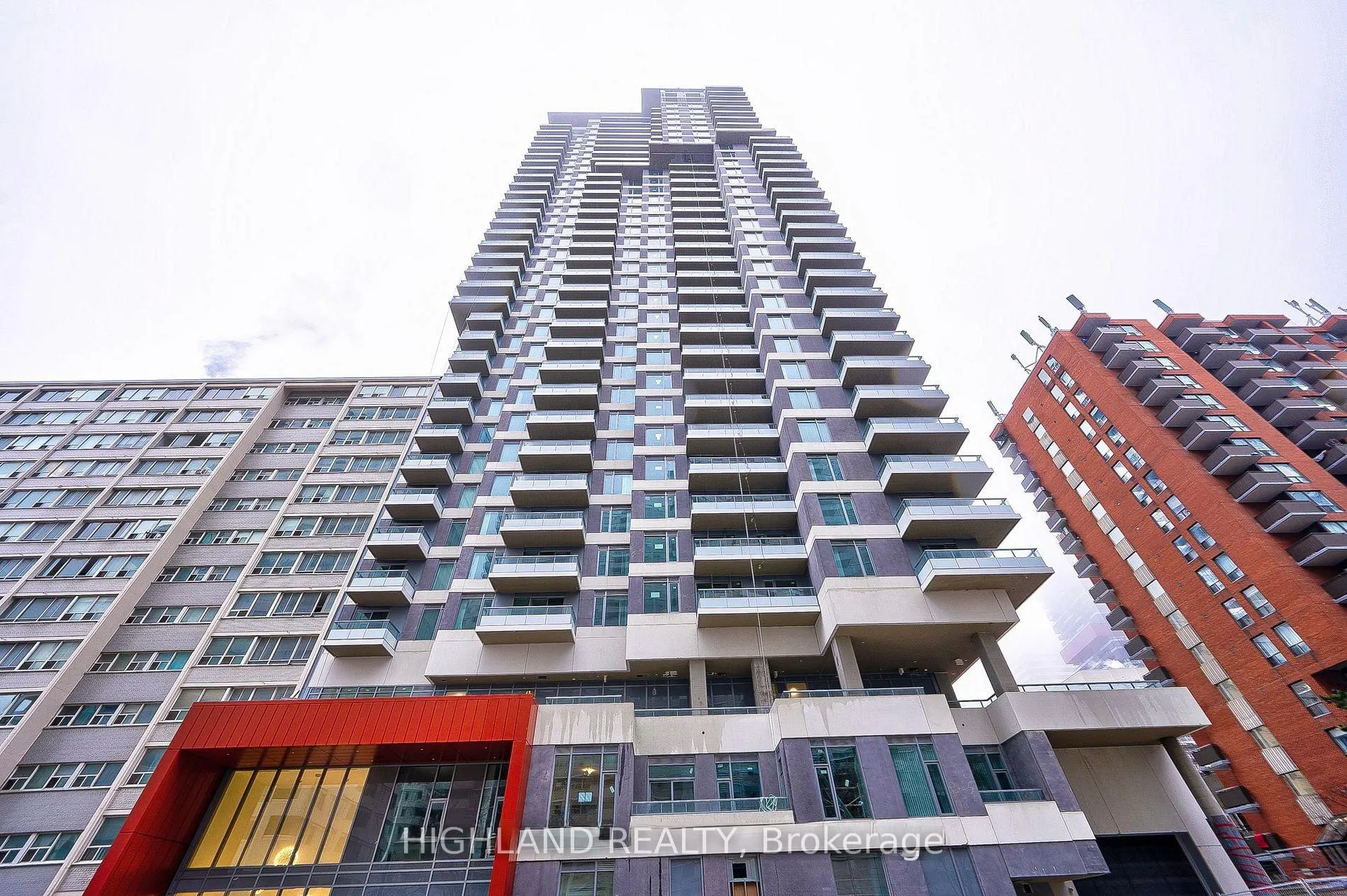 Photo 1 of Unit 1612, 50 Dunfield Avenue, Toronto, Mount Pleasant West — HOMEH