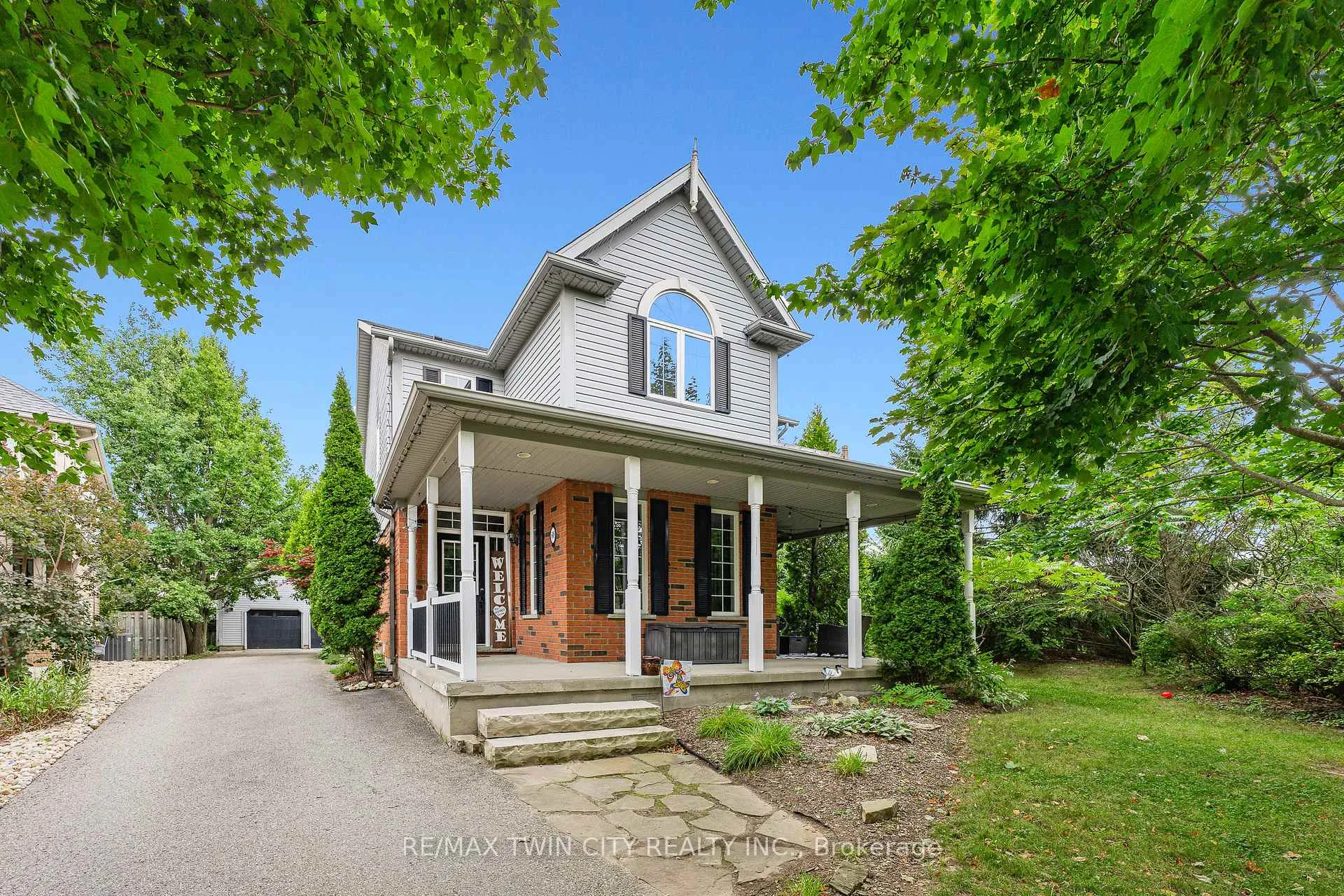 Front of 608 Bluenose Court