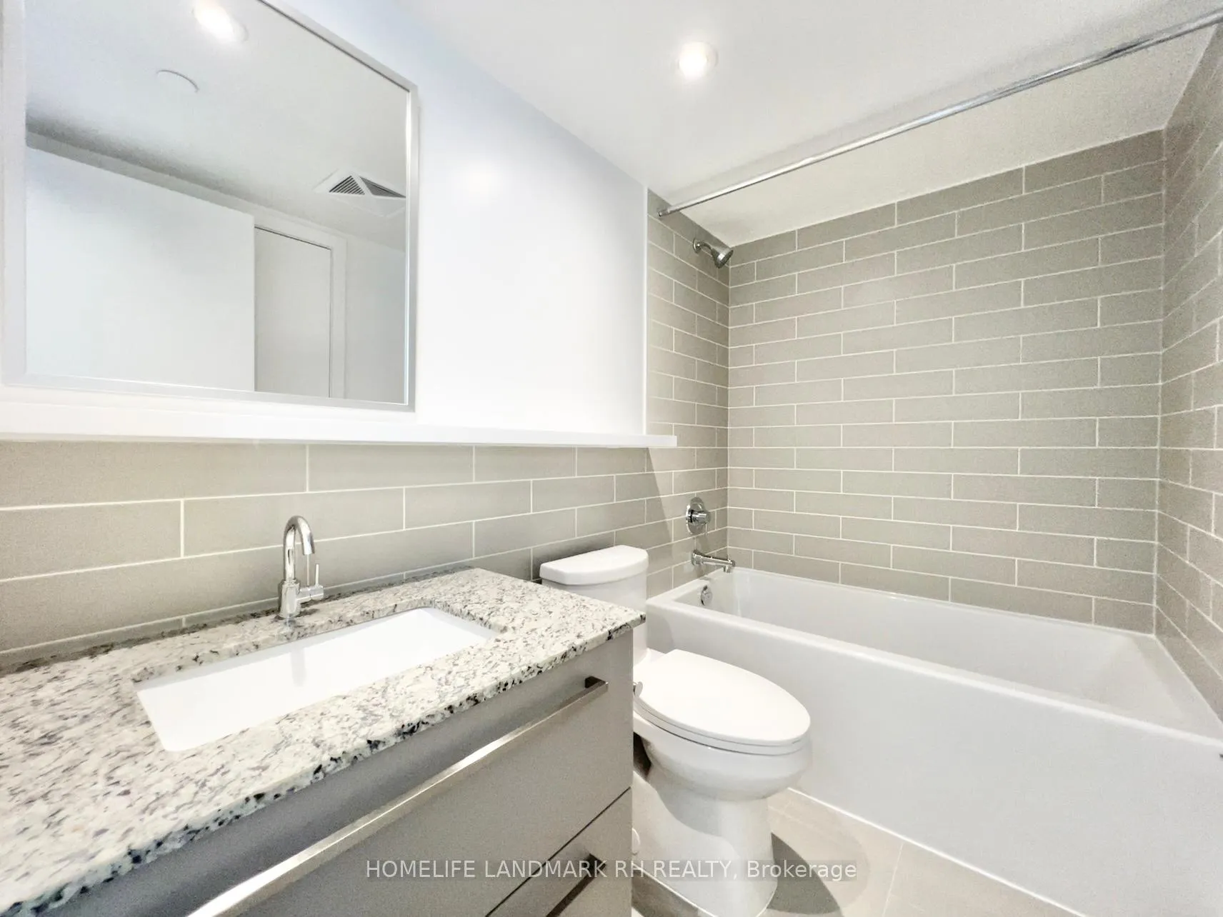Photo 6 of Unit 1319, 120 Varna Drive, Toronto, Englemount-Lawrence — HOMEH