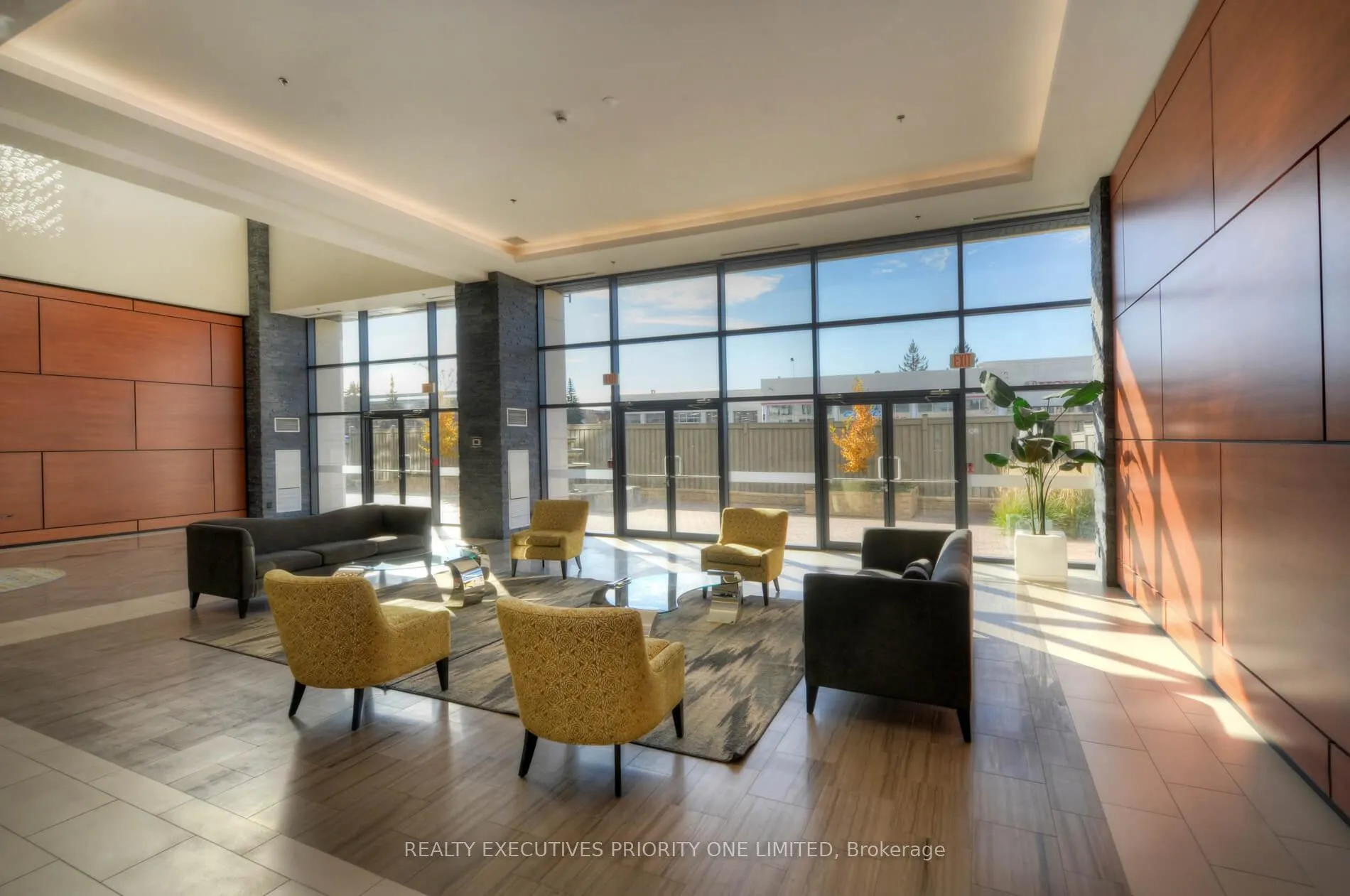 Photo 4 of Unit 511, 24 Woodstream Boulevard, Vaughan, Vaughan Grove — HOMEH
