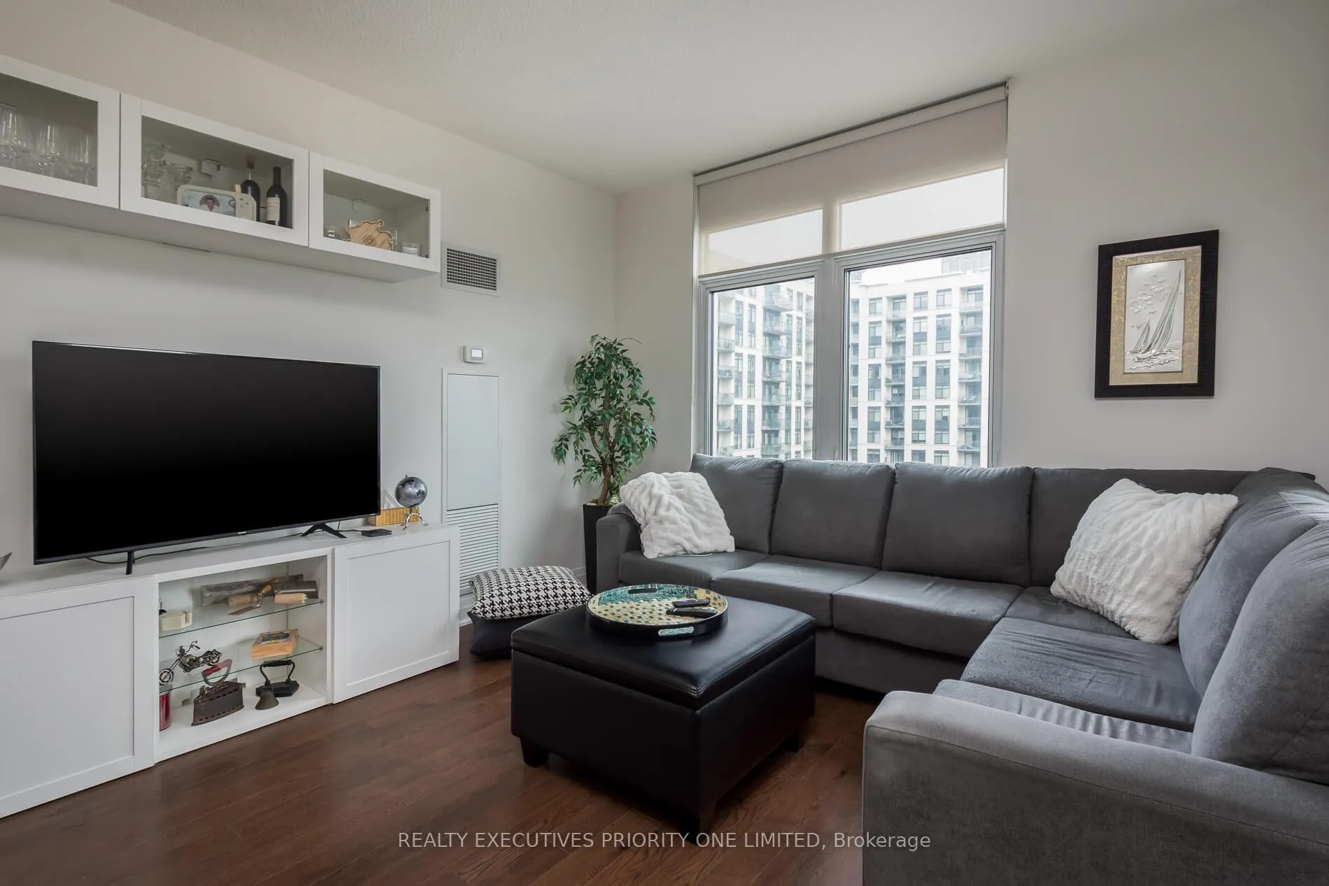 Photo 7 of Unit 511, 24 Woodstream Boulevard, Vaughan, Vaughan Grove — HOMEH