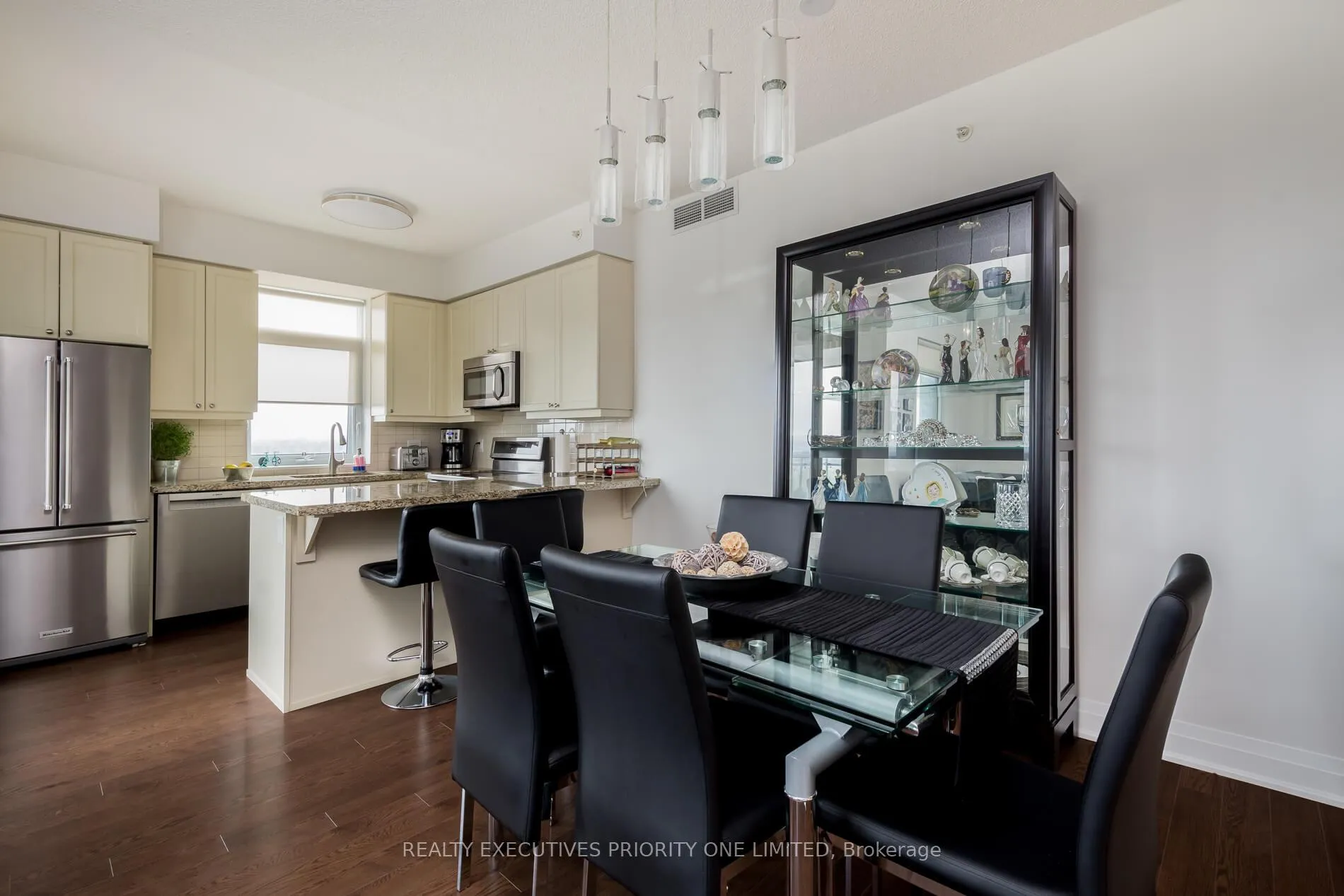 Photo 10 of Unit 511, 24 Woodstream Boulevard, Vaughan, Vaughan Grove — HOMEH