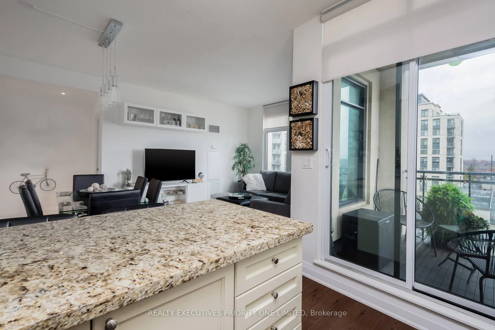 Photo 15 of Unit 511, 24 Woodstream Boulevard, Vaughan, Vaughan Grove — HOMEH