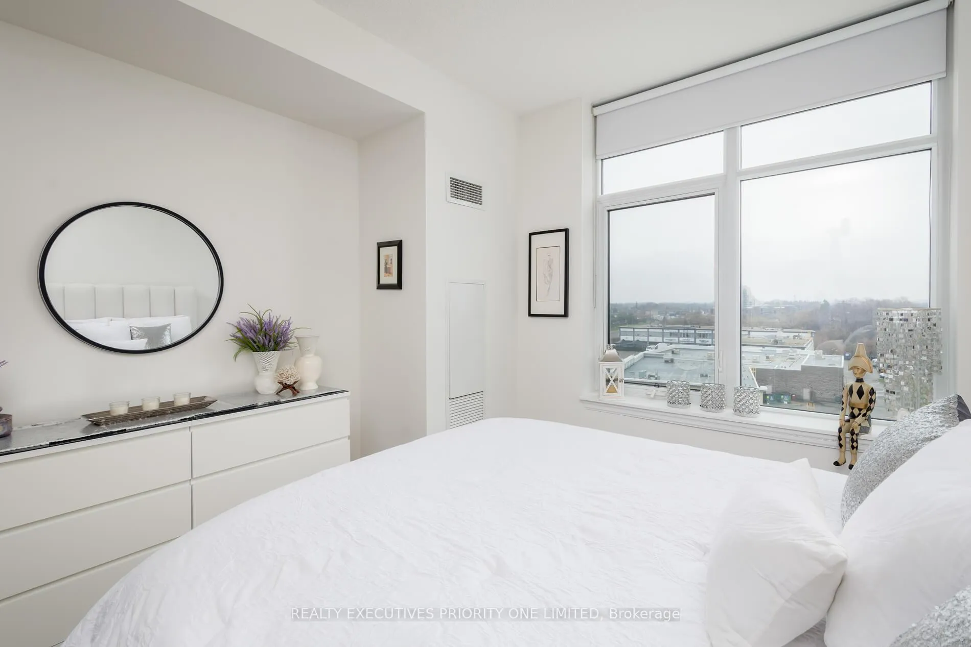 Photo 24 of Unit 511, 24 Woodstream Boulevard, Vaughan, Vaughan Grove — HOMEH