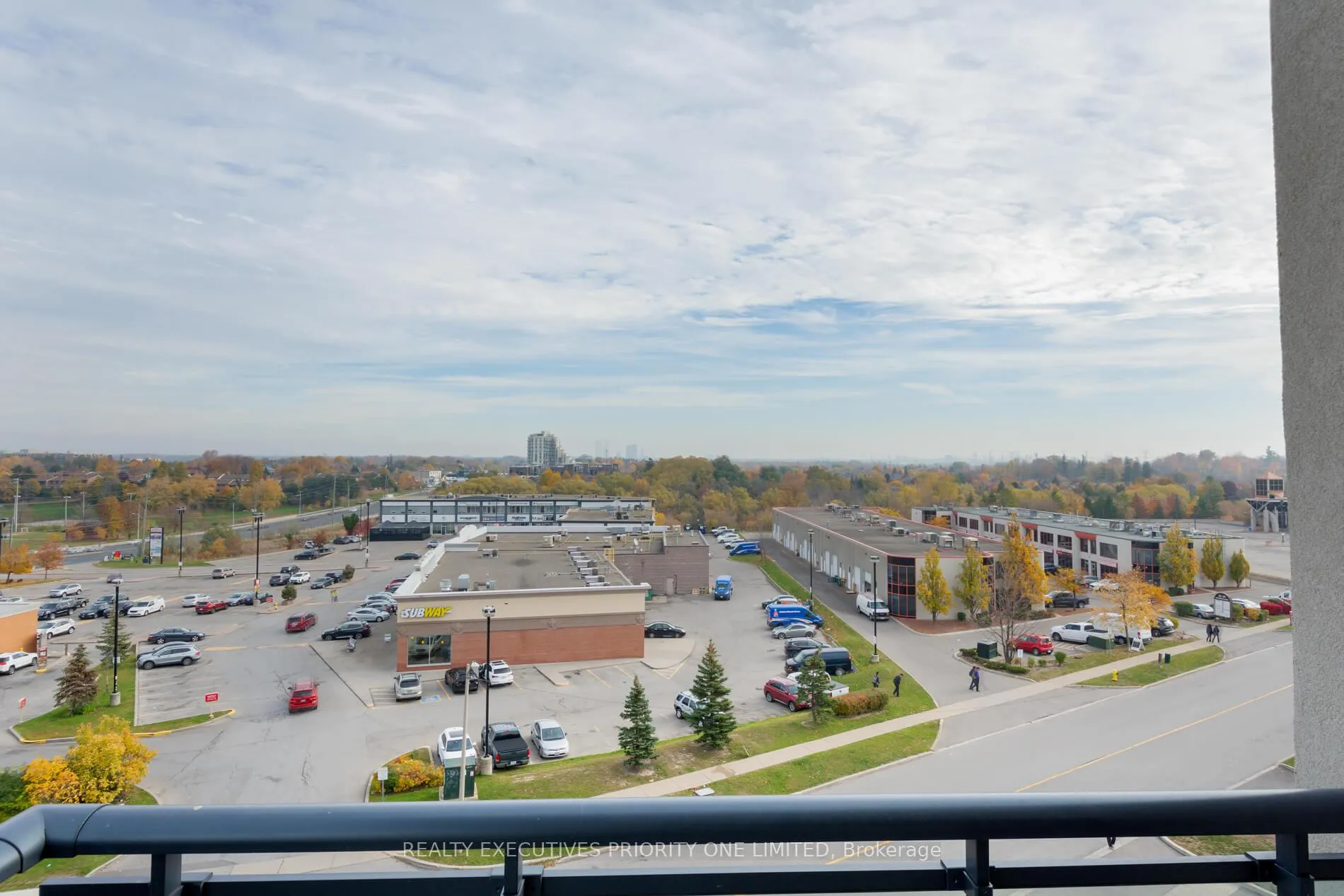 Photo 33 of Unit 511, 24 Woodstream Boulevard, Vaughan, Vaughan Grove — HOMEH