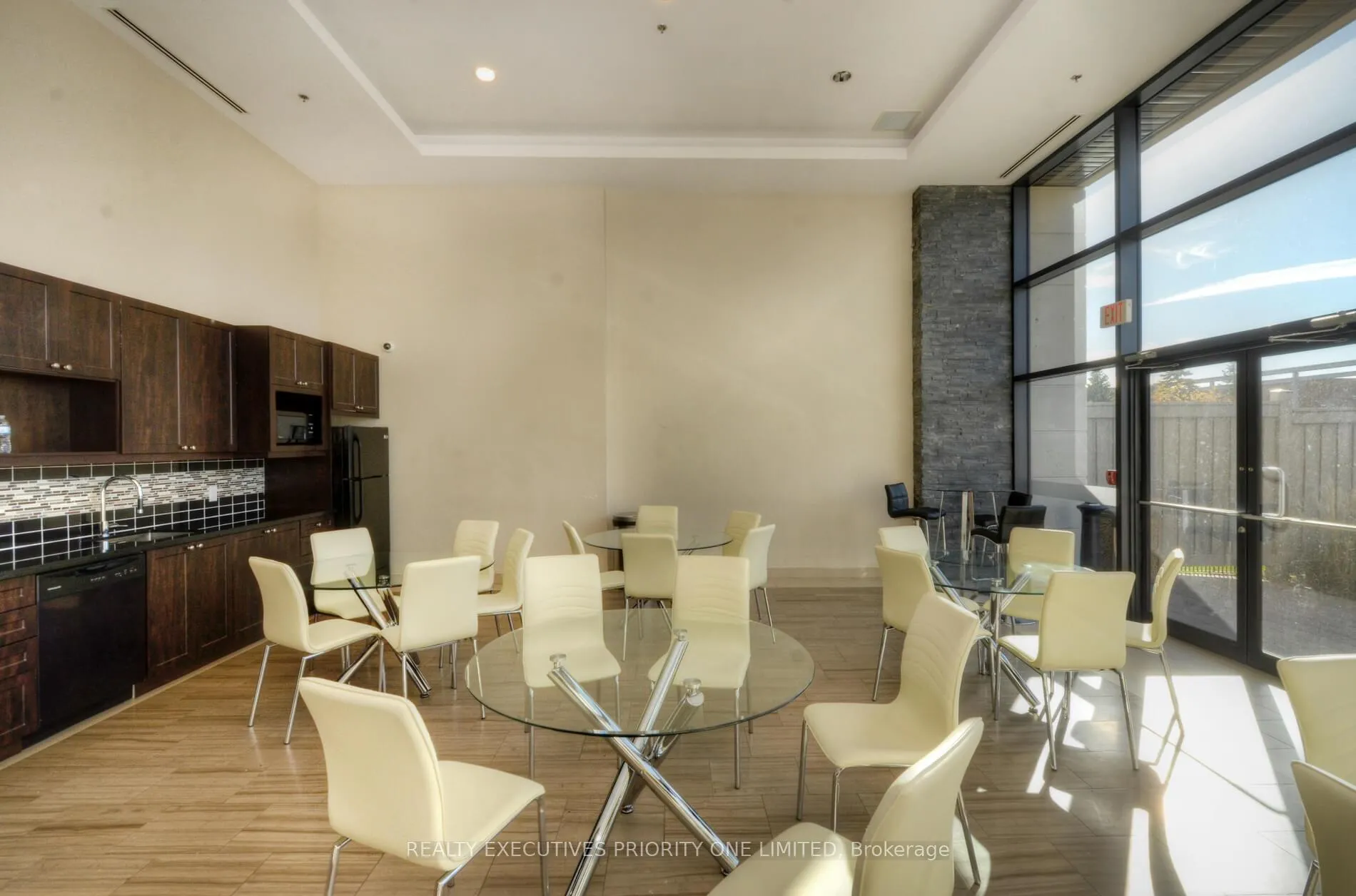 Photo 40 of Unit 511, 24 Woodstream Boulevard, Vaughan, Vaughan Grove — HOMEH