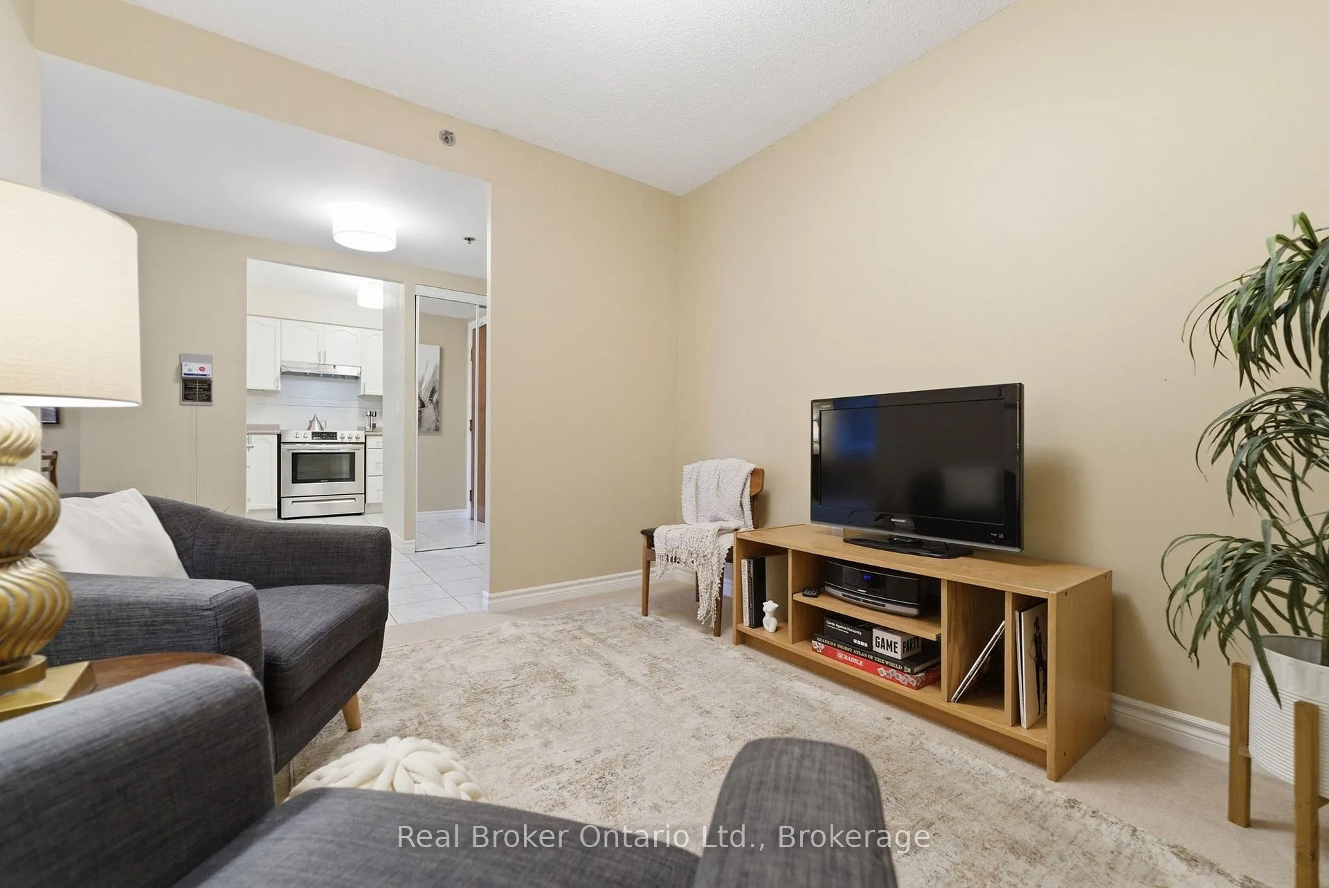 Photo 14 of Unit 1217, 100 Burloak Drive, Burlington, Appleby — HOMEH