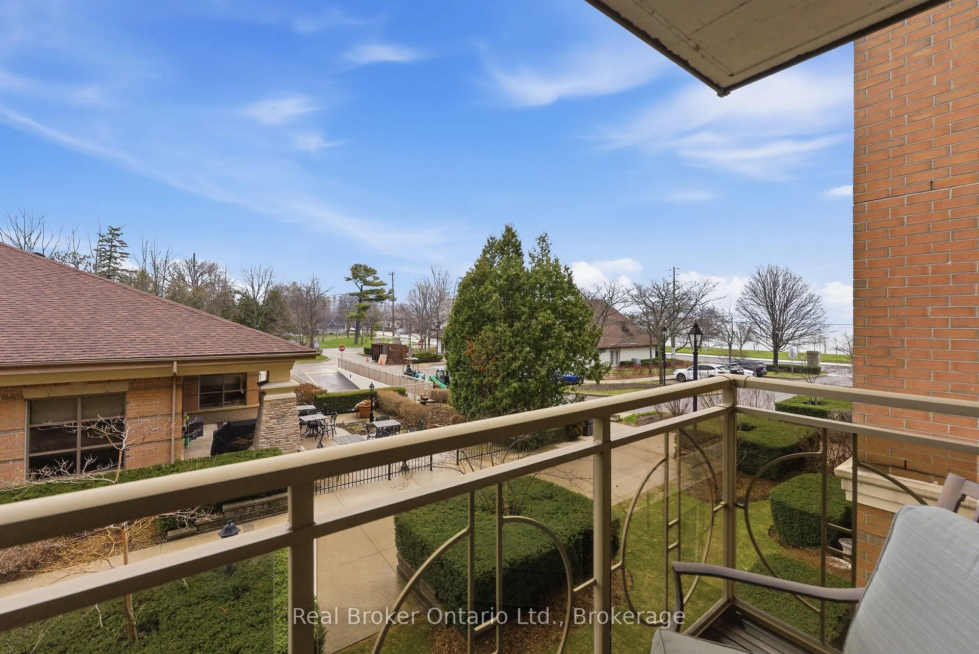 Photo 24 of Unit 1217, 100 Burloak Drive, Burlington, Appleby — HOMEH