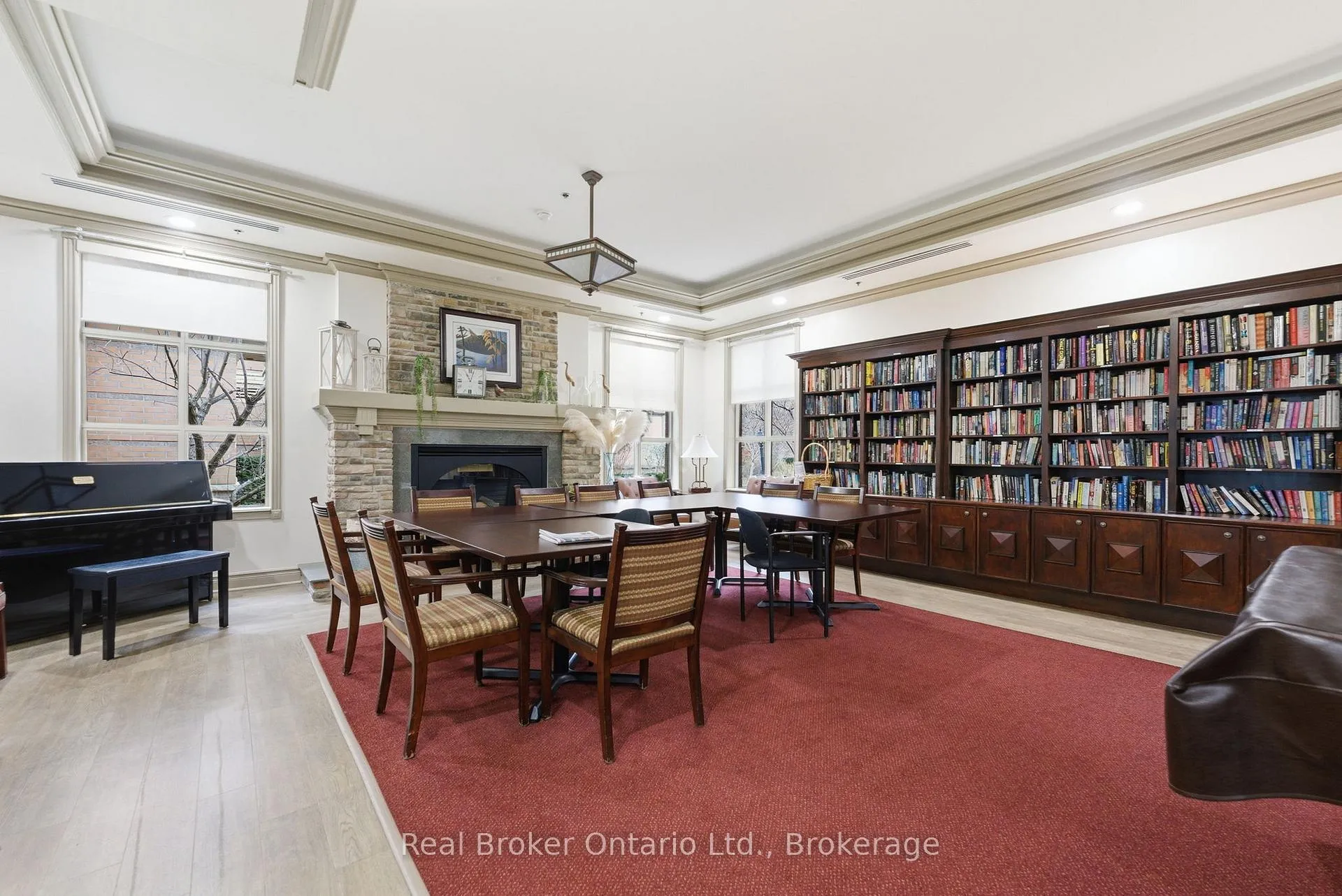 Photo 27 of Unit 1217, 100 Burloak Drive, Burlington, Appleby — HOMEH