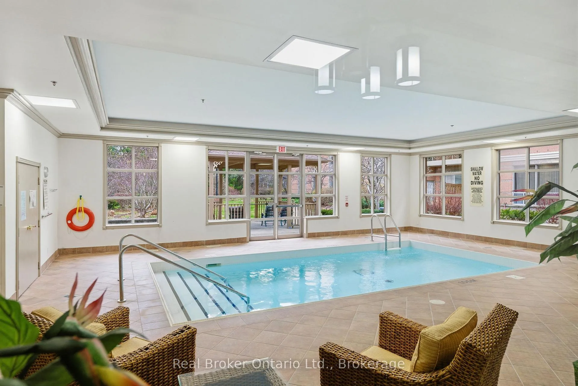 Photo 29 of Unit 1217, 100 Burloak Drive, Burlington, Appleby — HOMEH