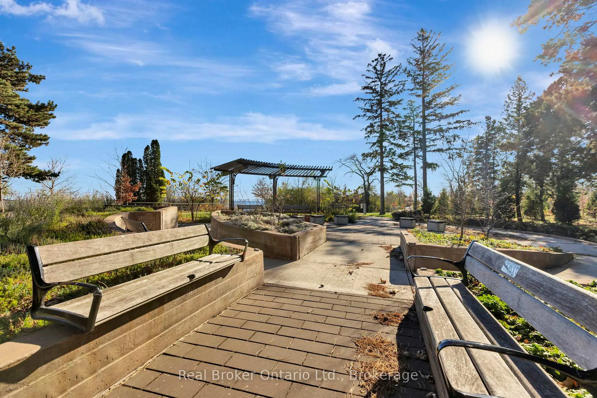 Photo 37 of Unit 1217, 100 Burloak Drive, Burlington, Appleby — HOMEH