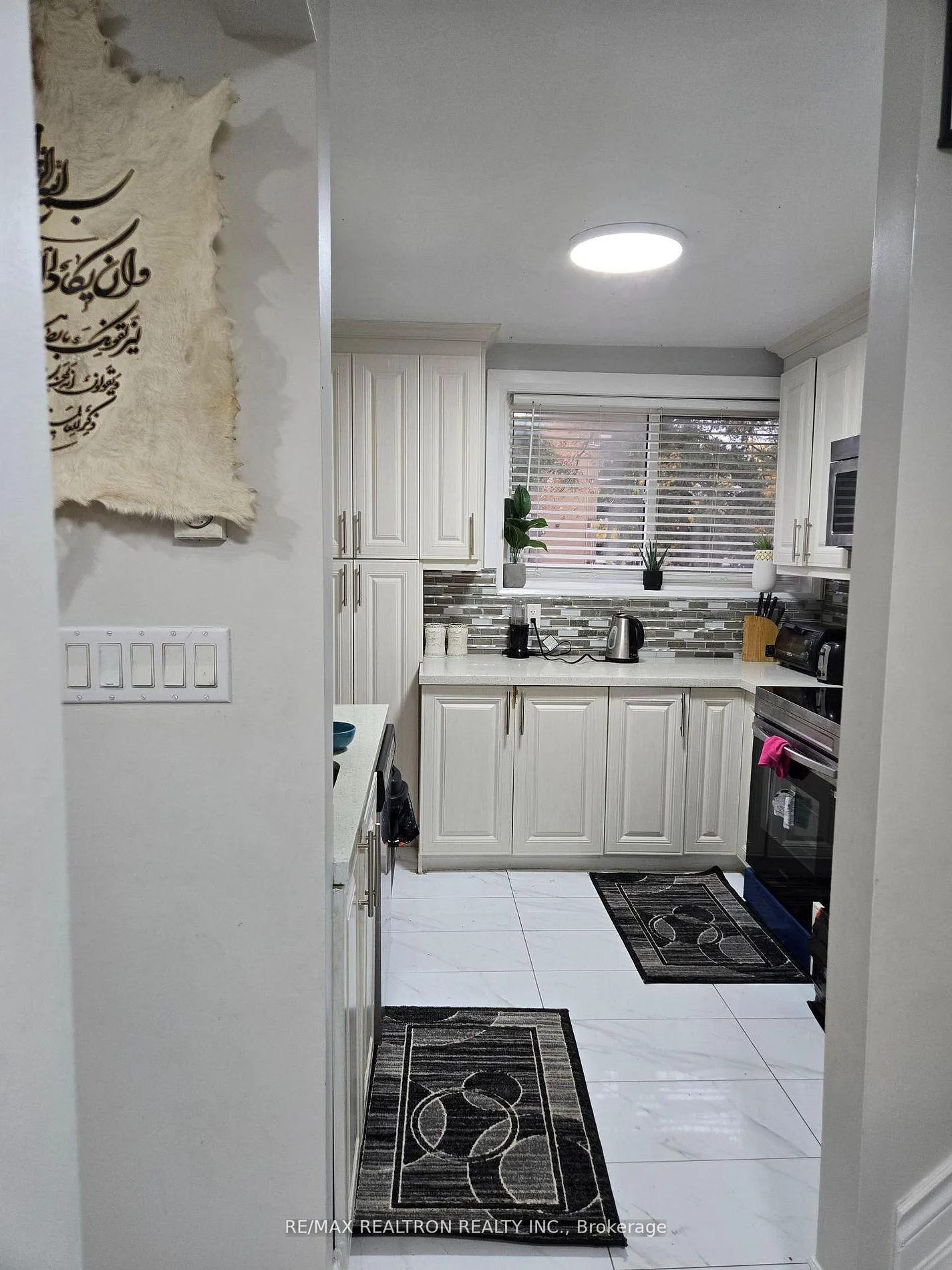Photo 5 of Unit 885, 36 Tandridge Crescent, Etobicoke, Elms-Old Rexdale — HOMEH