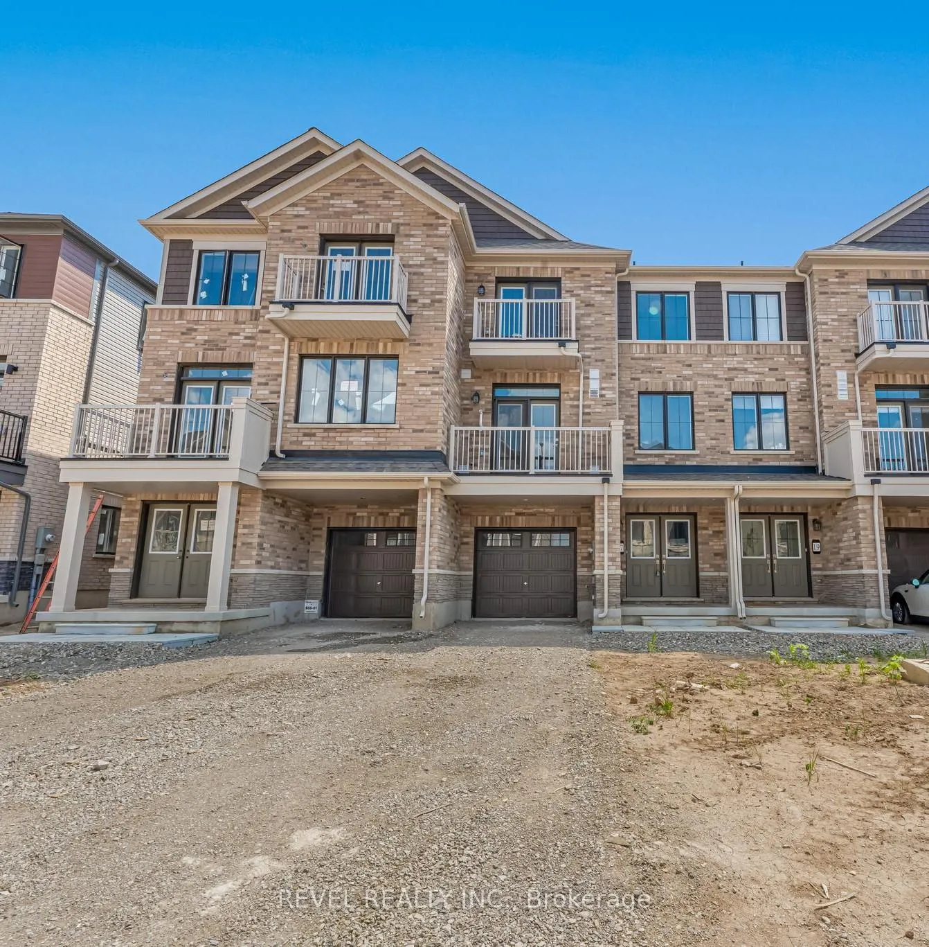 Photo 2 of 17 St Lawrence Road, Haldimand — HOMEH