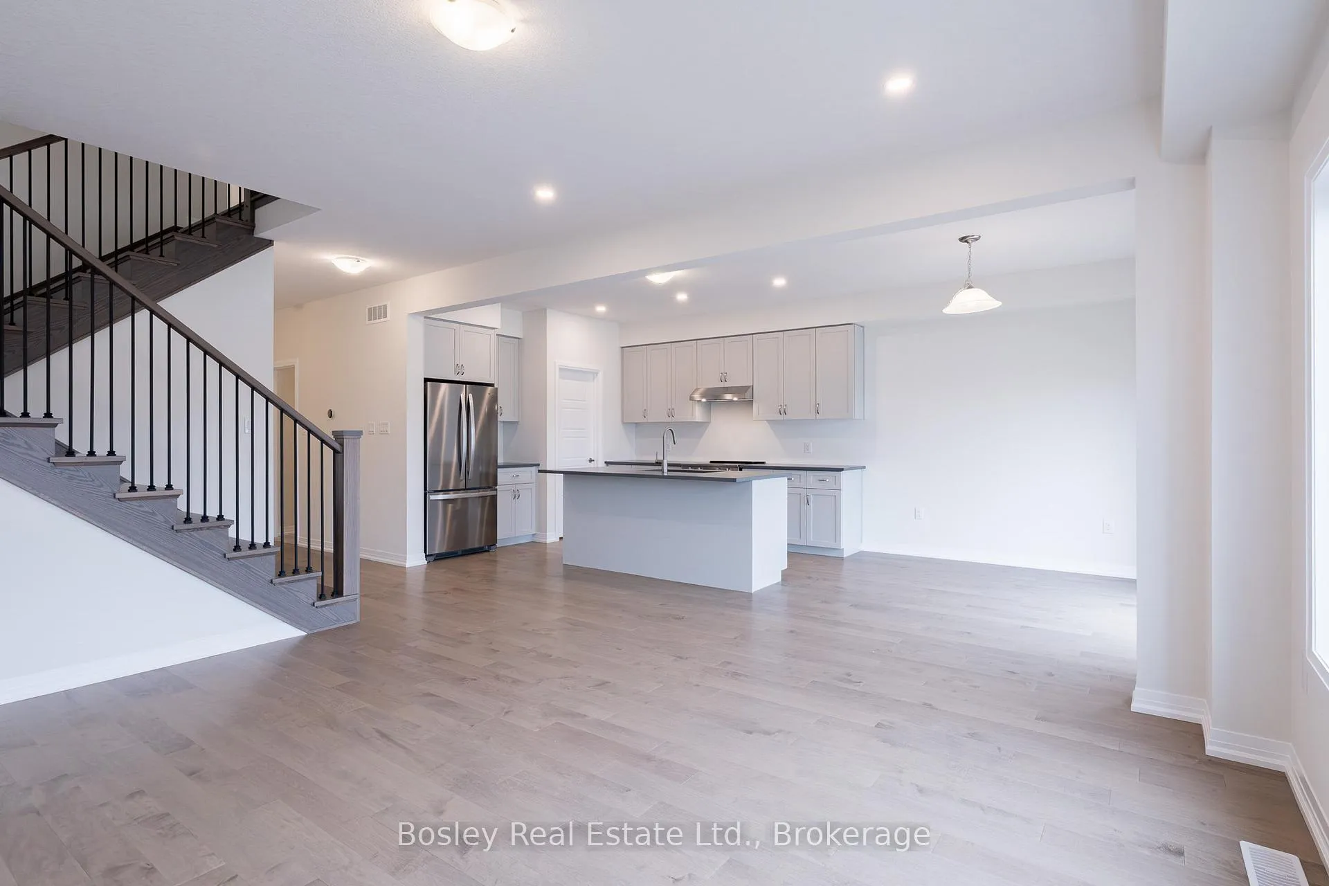 Photo 2 of 118 Imrie Road, Centre Wellington, Elora/Salem — HOMEH