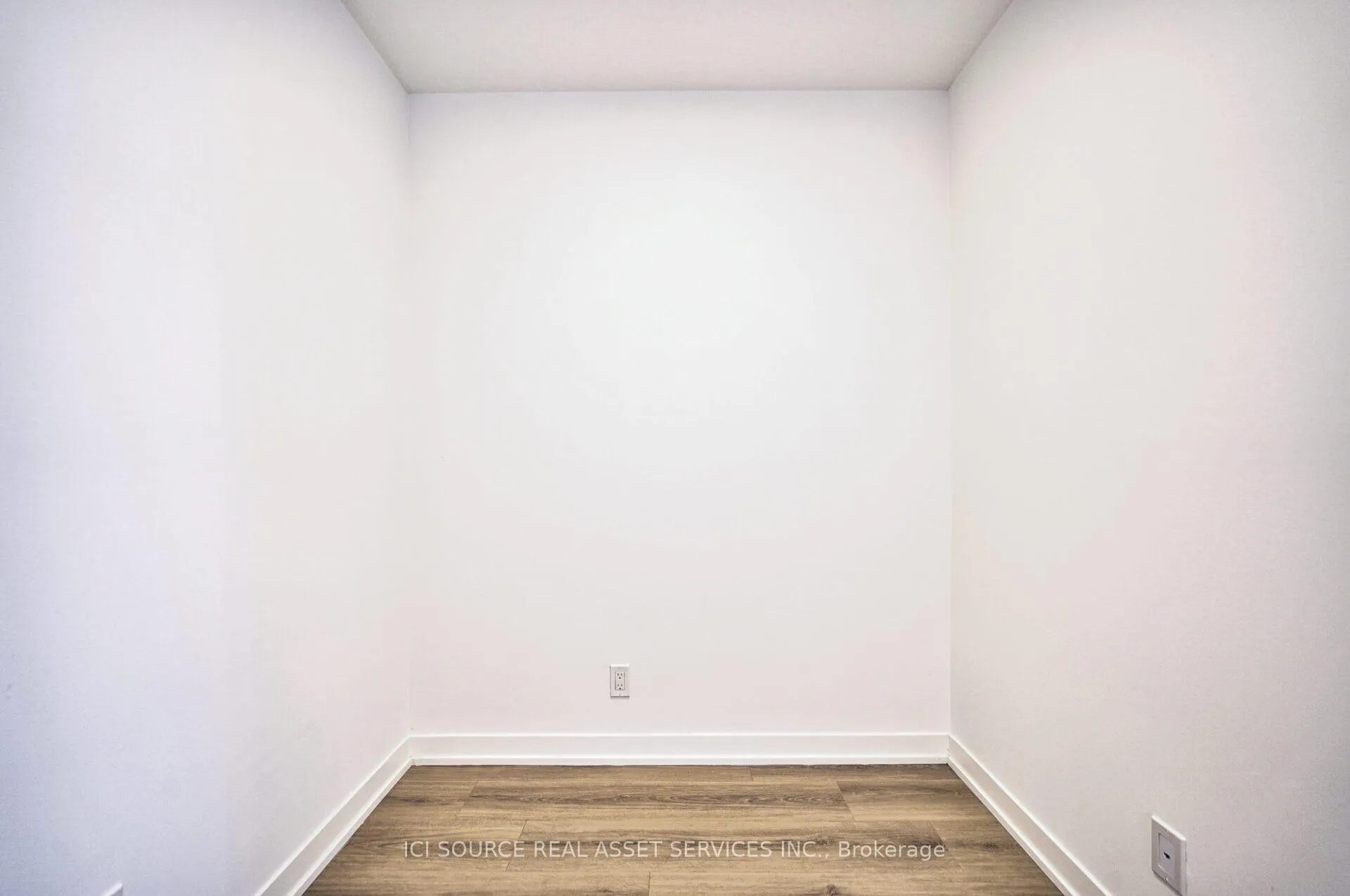 Photo 6 of Unit 1208, 7950 Bathurst Street, Vaughan, Beverley Glen — HOMEH