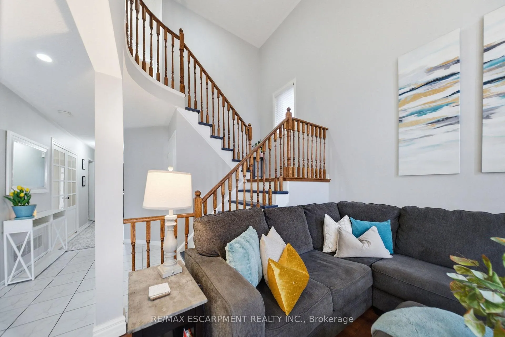 Photo 14 of 66 Segwun Road, Hamilton, Waterdown — HOMEH