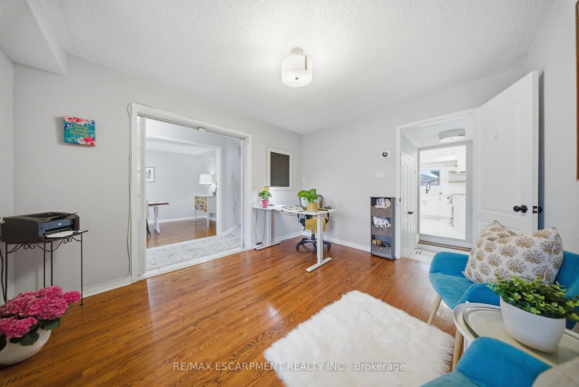 Photo 15 of 66 Segwun Road, Hamilton, Waterdown — HOMEH