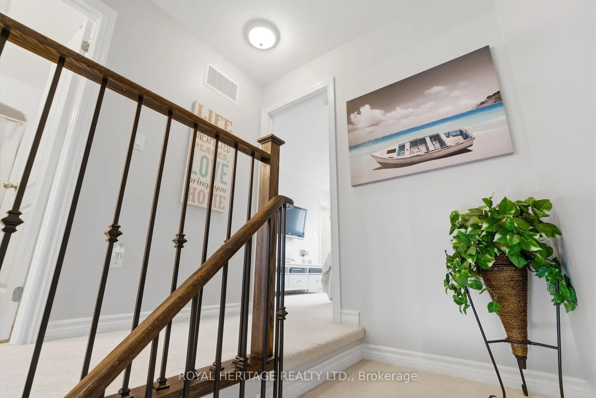Photo 22 of 17 Ken Bromley Lane, Clarington, Bowmanville — HOMEH