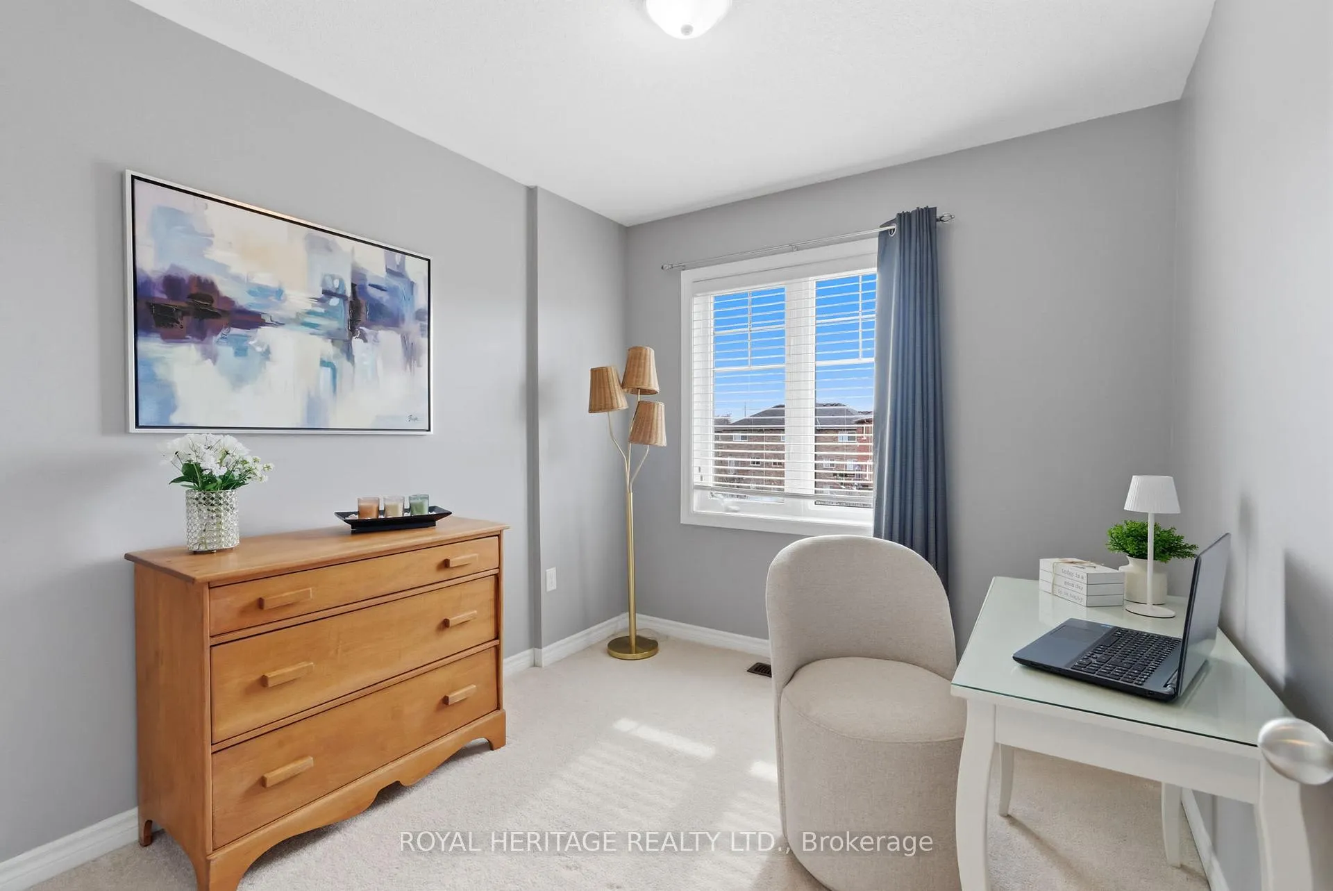 Photo 33 of 17 Ken Bromley Lane, Clarington, Bowmanville — HOMEH