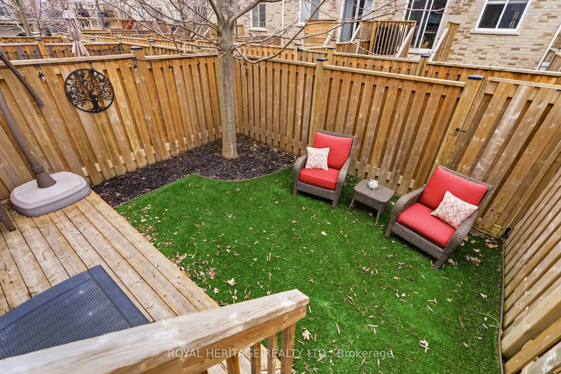 Photo 41 of 17 Ken Bromley Lane, Clarington, Bowmanville — HOMEH