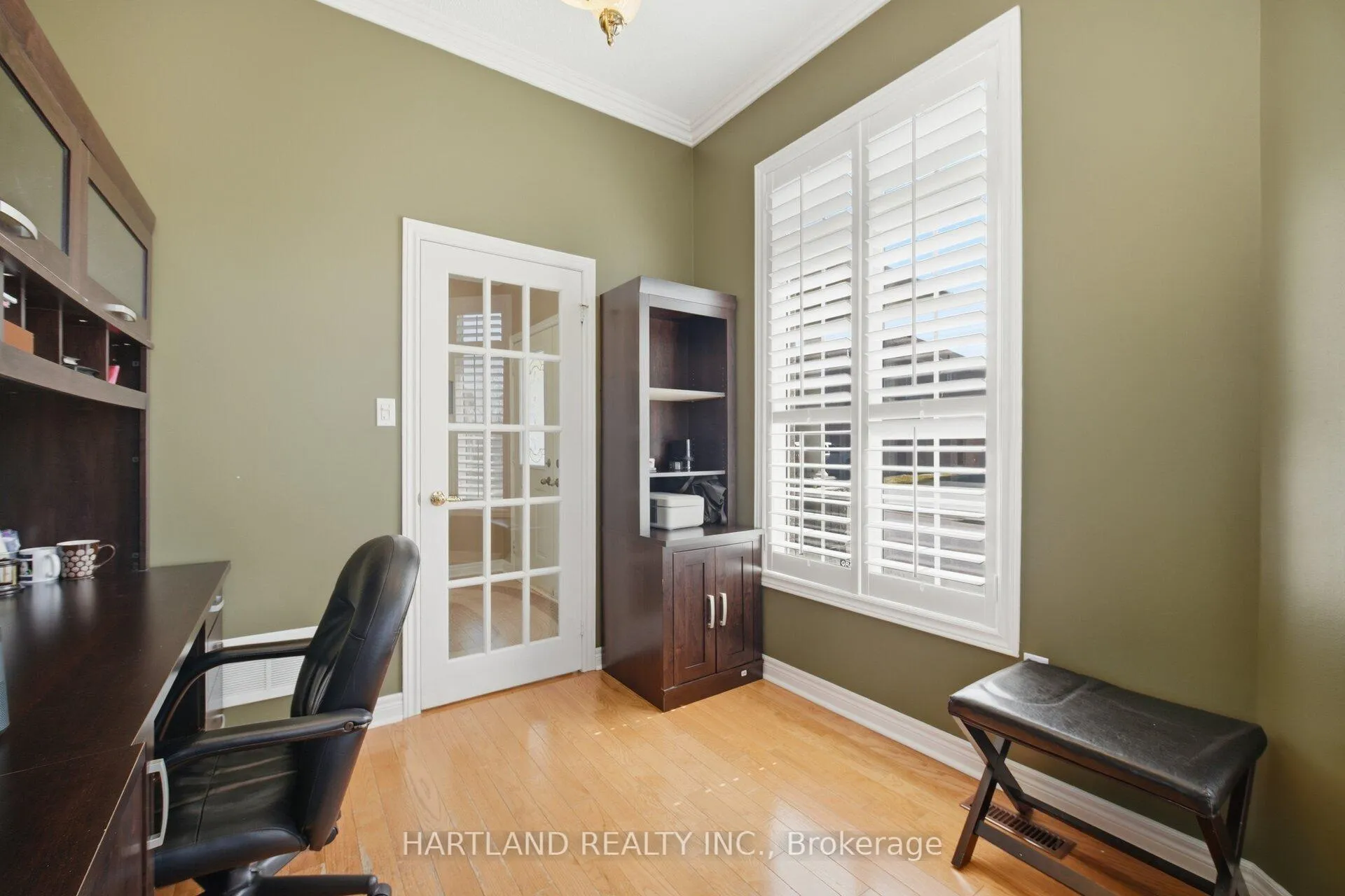 Photo 9 of 8 Westchester Crescent, Markham, Berczy — HOMEH