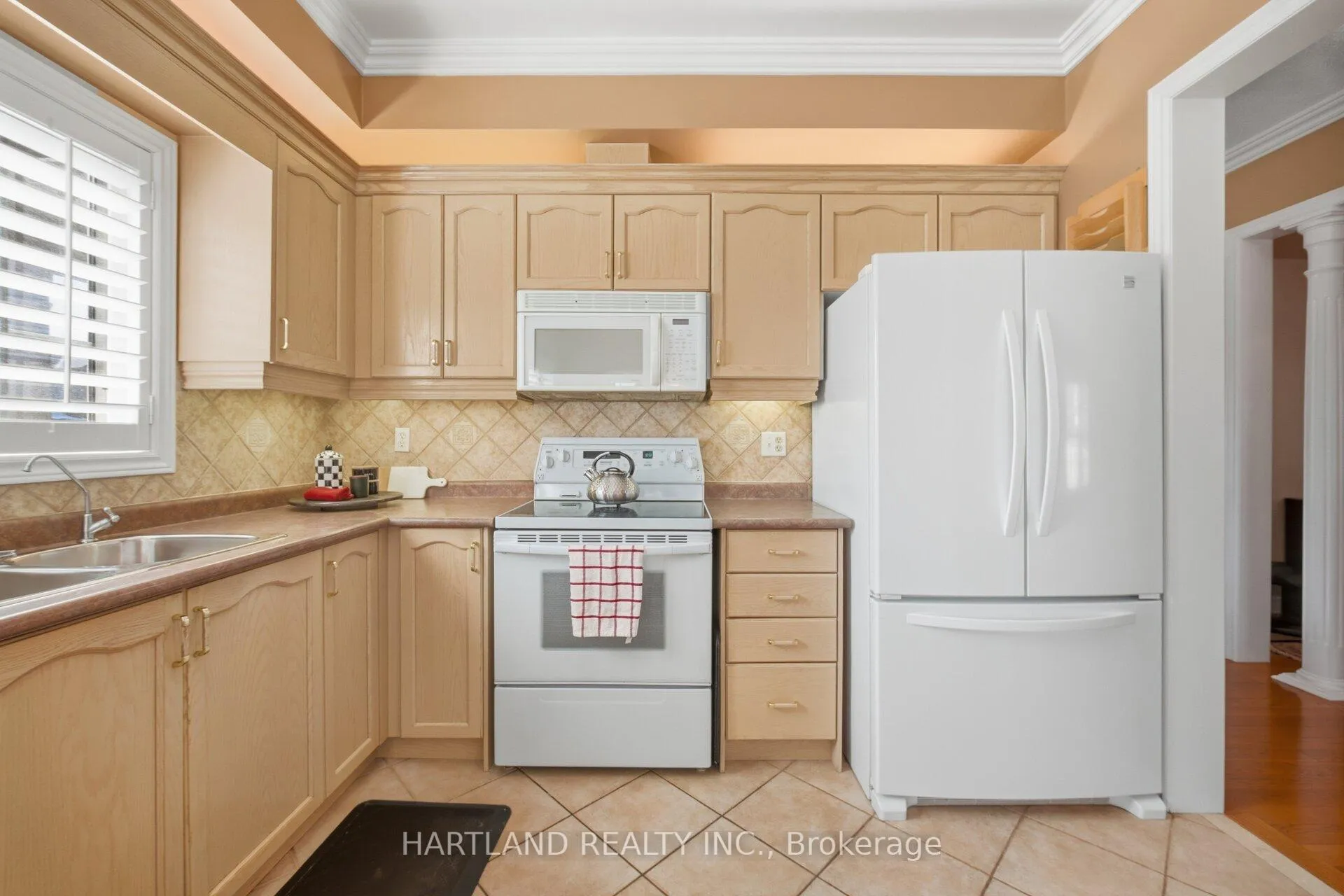 Photo 18 of 8 Westchester Crescent, Markham, Berczy — HOMEH