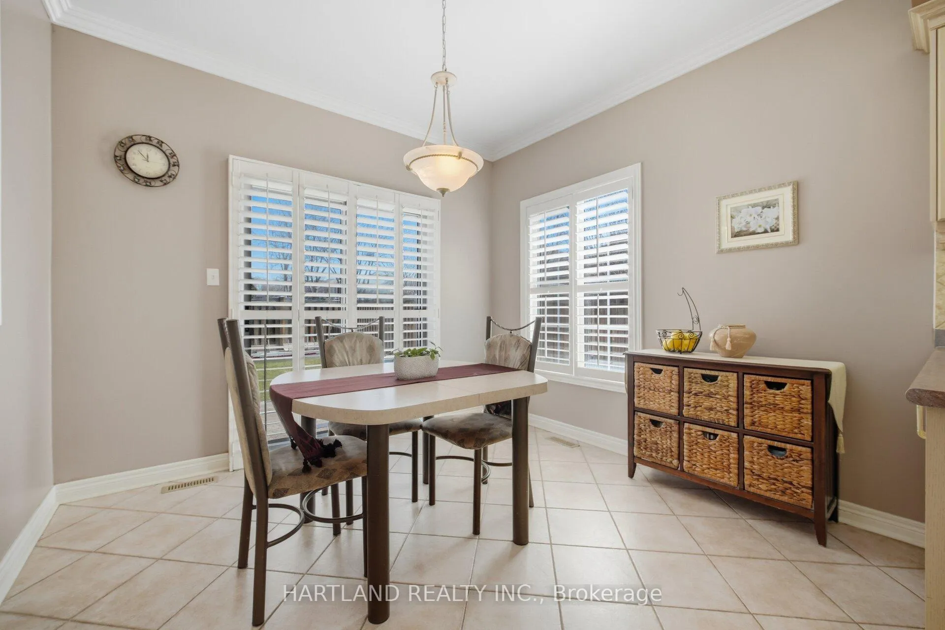Photo 20 of 8 Westchester Crescent, Markham, Berczy — HOMEH