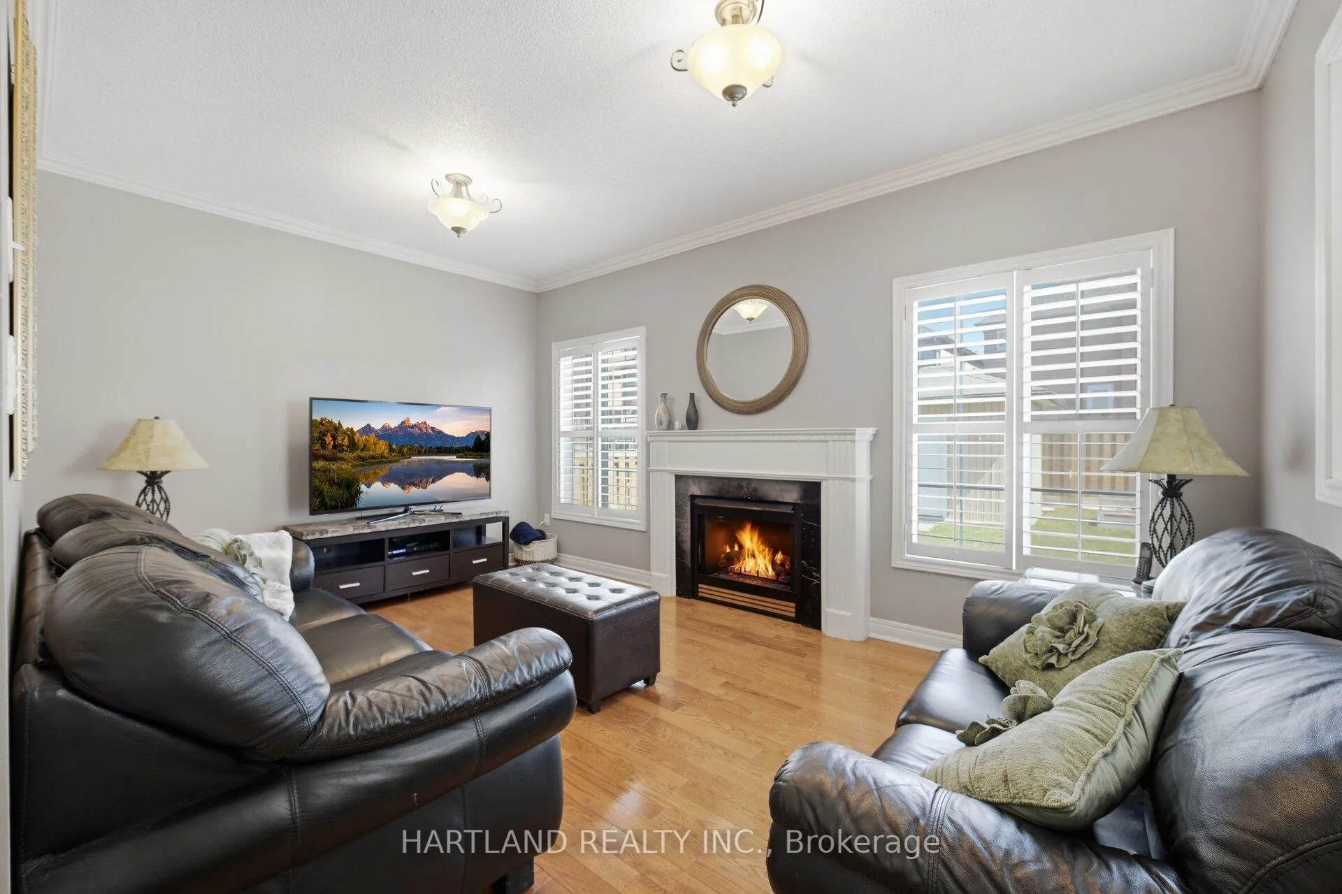 Photo 21 of 8 Westchester Crescent, Markham, Berczy — HOMEH