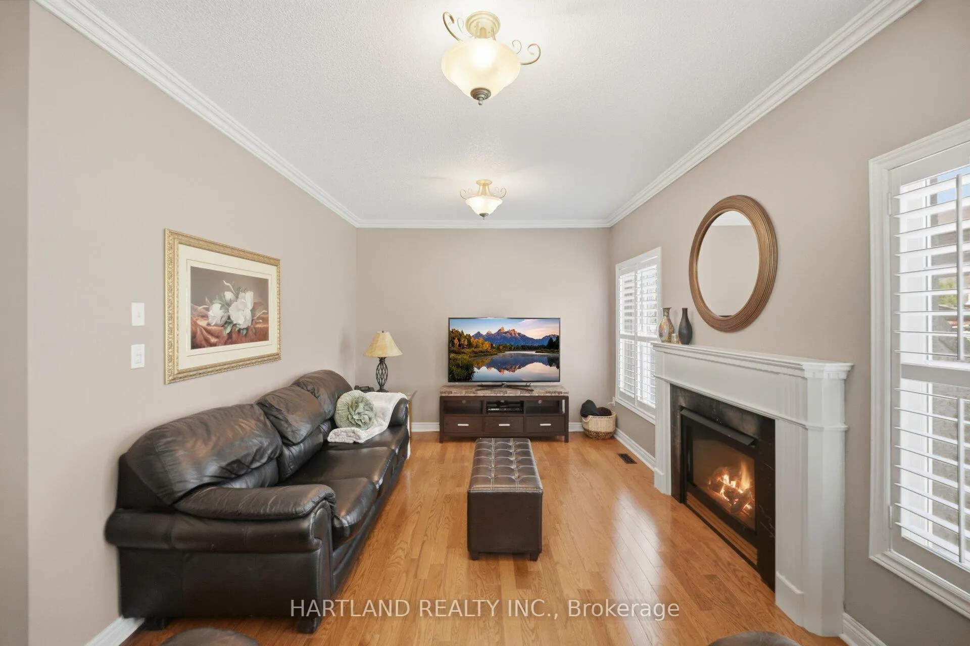 Photo 23 of 8 Westchester Crescent, Markham, Berczy — HOMEH