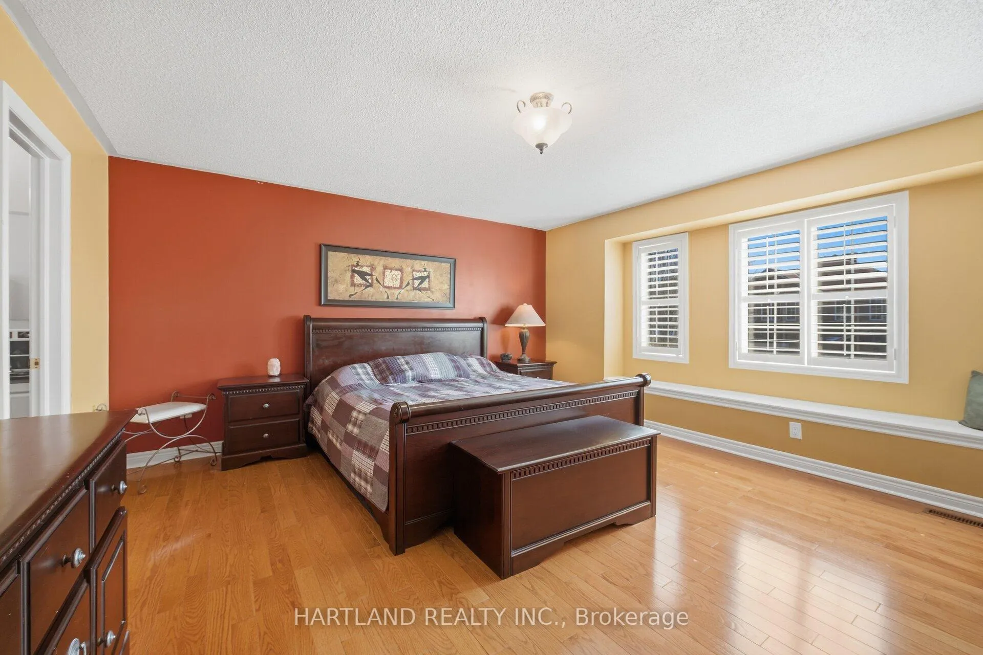 Photo 27 of 8 Westchester Crescent, Markham, Berczy — HOMEH