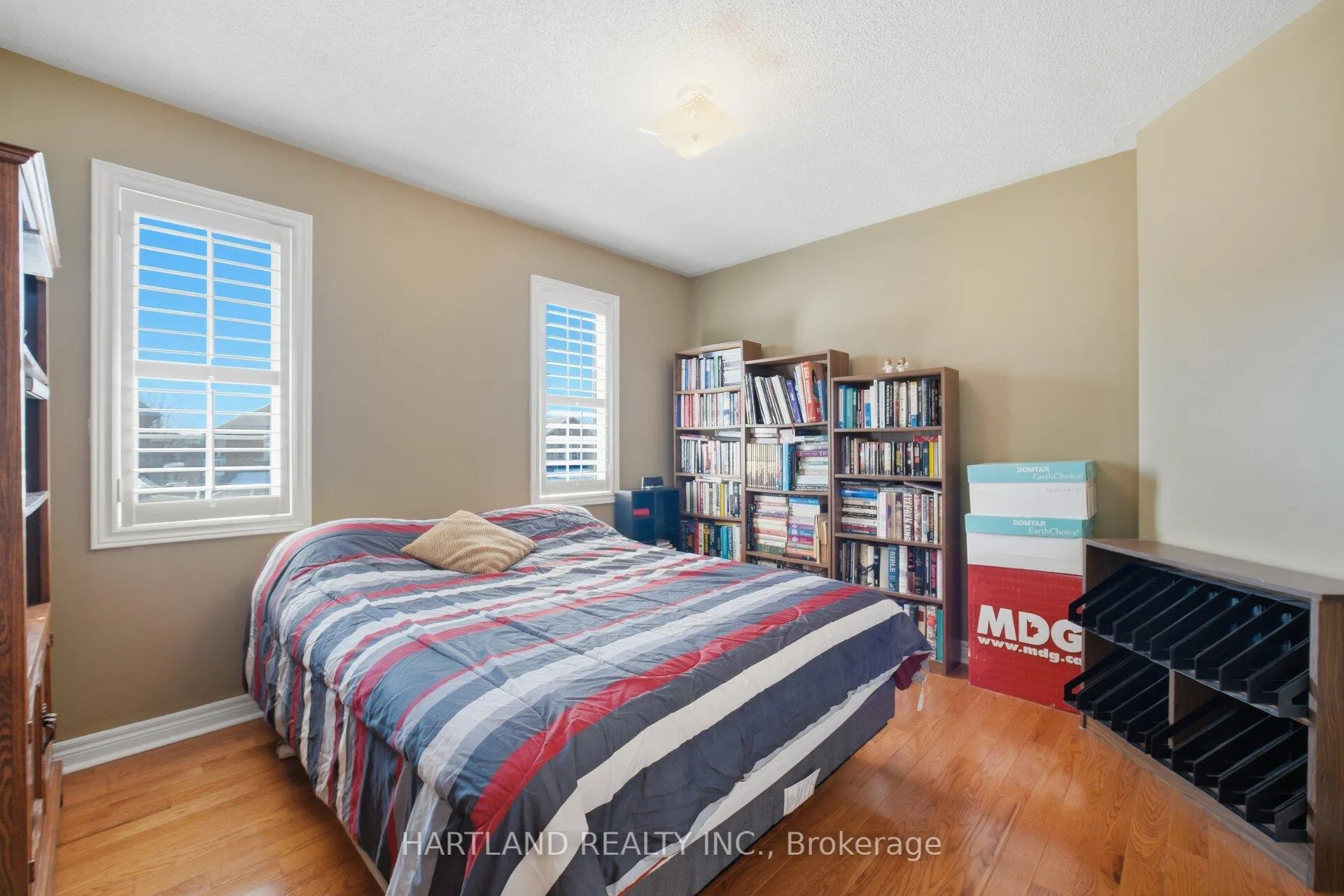 Photo 35 of 8 Westchester Crescent, Markham, Berczy — HOMEH