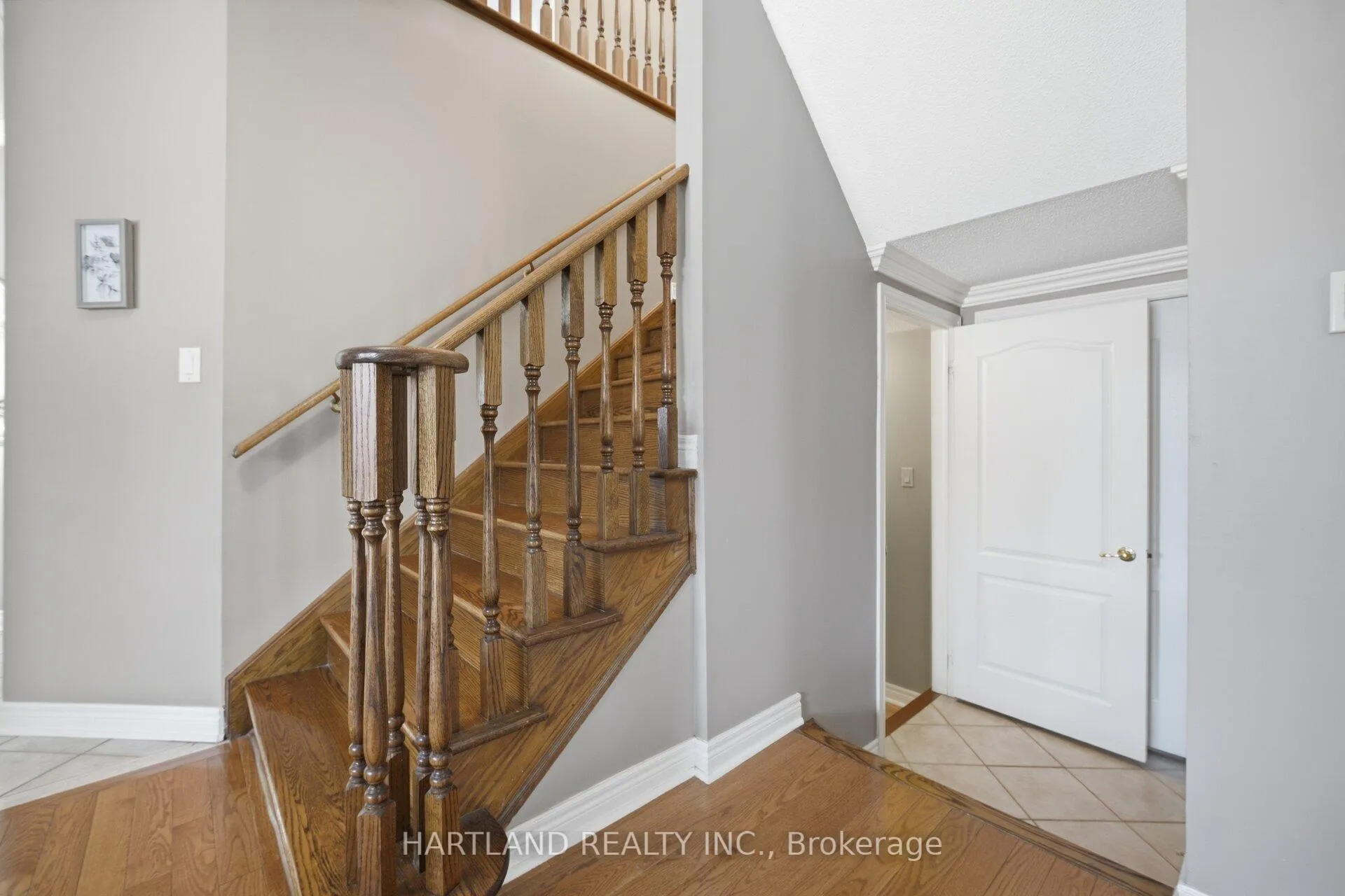 Photo 38 of 8 Westchester Crescent, Markham, Berczy — HOMEH