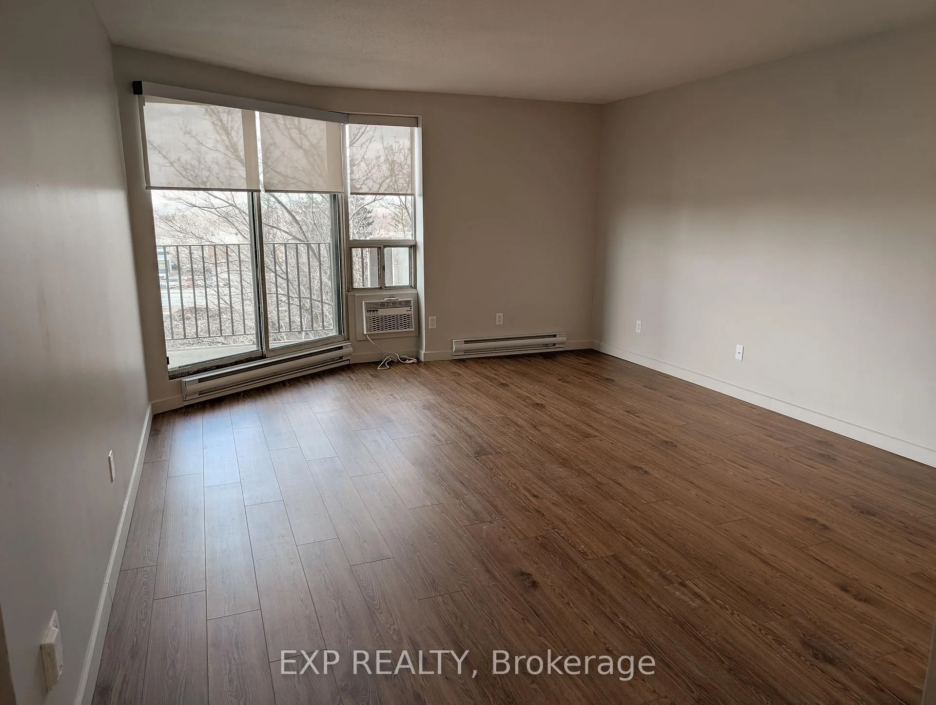 Photo 4 of Unit 420, 1320 Richmond Road, Ottawa, Lincoln Heights — HOMEH