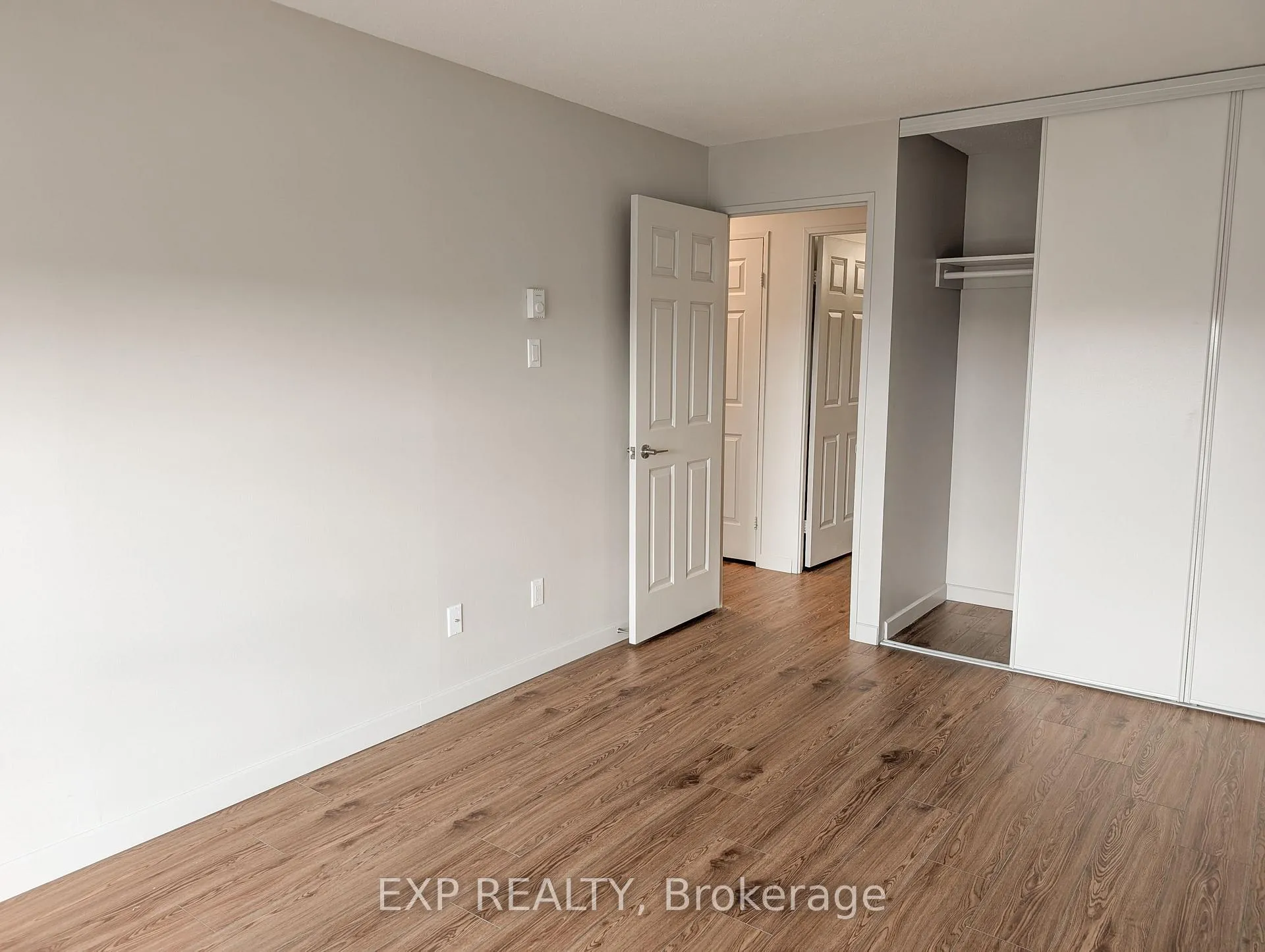 Photo 5 of Unit 420, 1320 Richmond Road, Ottawa, Lincoln Heights — HOMEH
