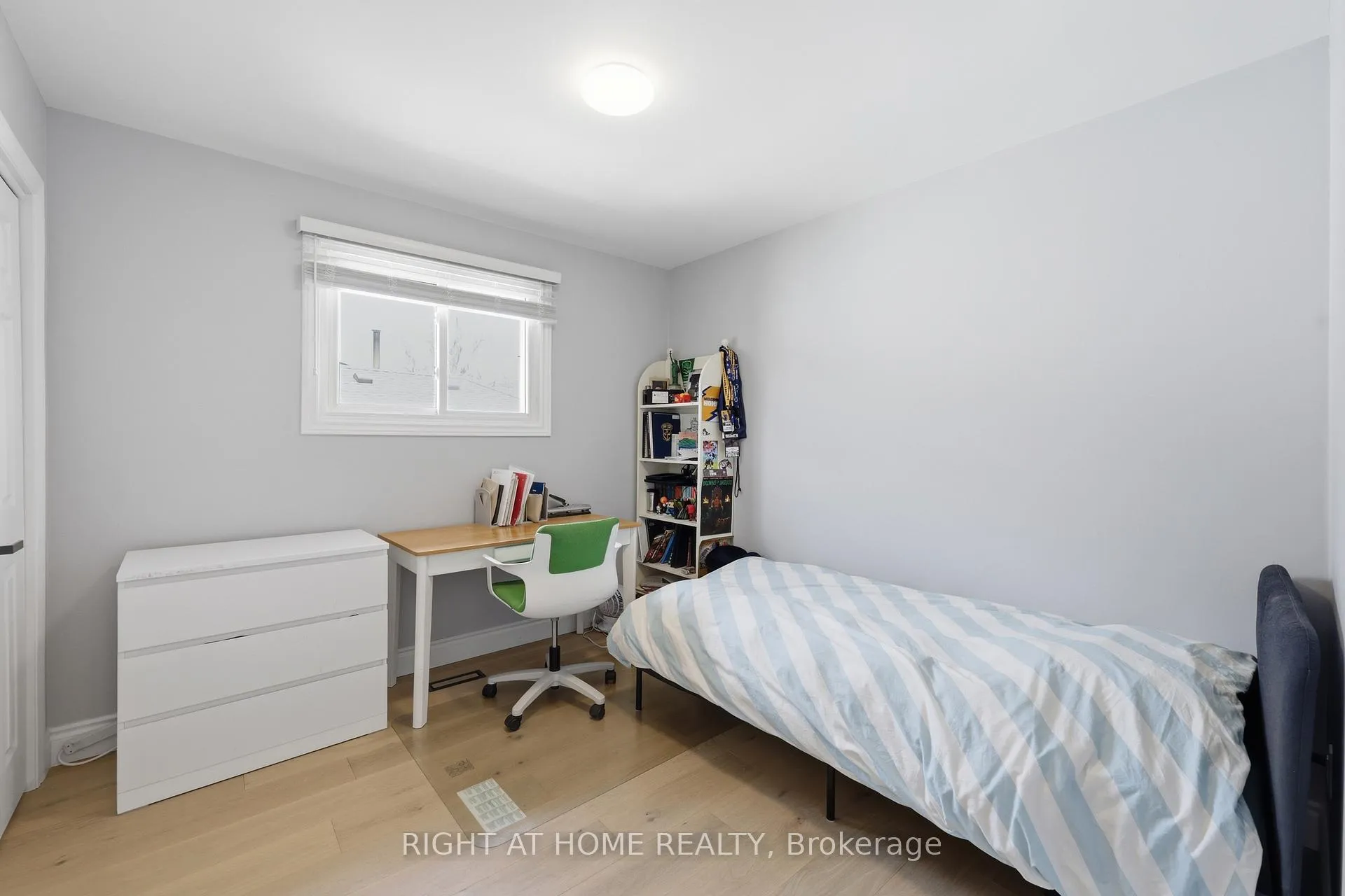 Photo 24 of 2458 Cavendish Drive, Burlington, Brant Hills — HOMEH