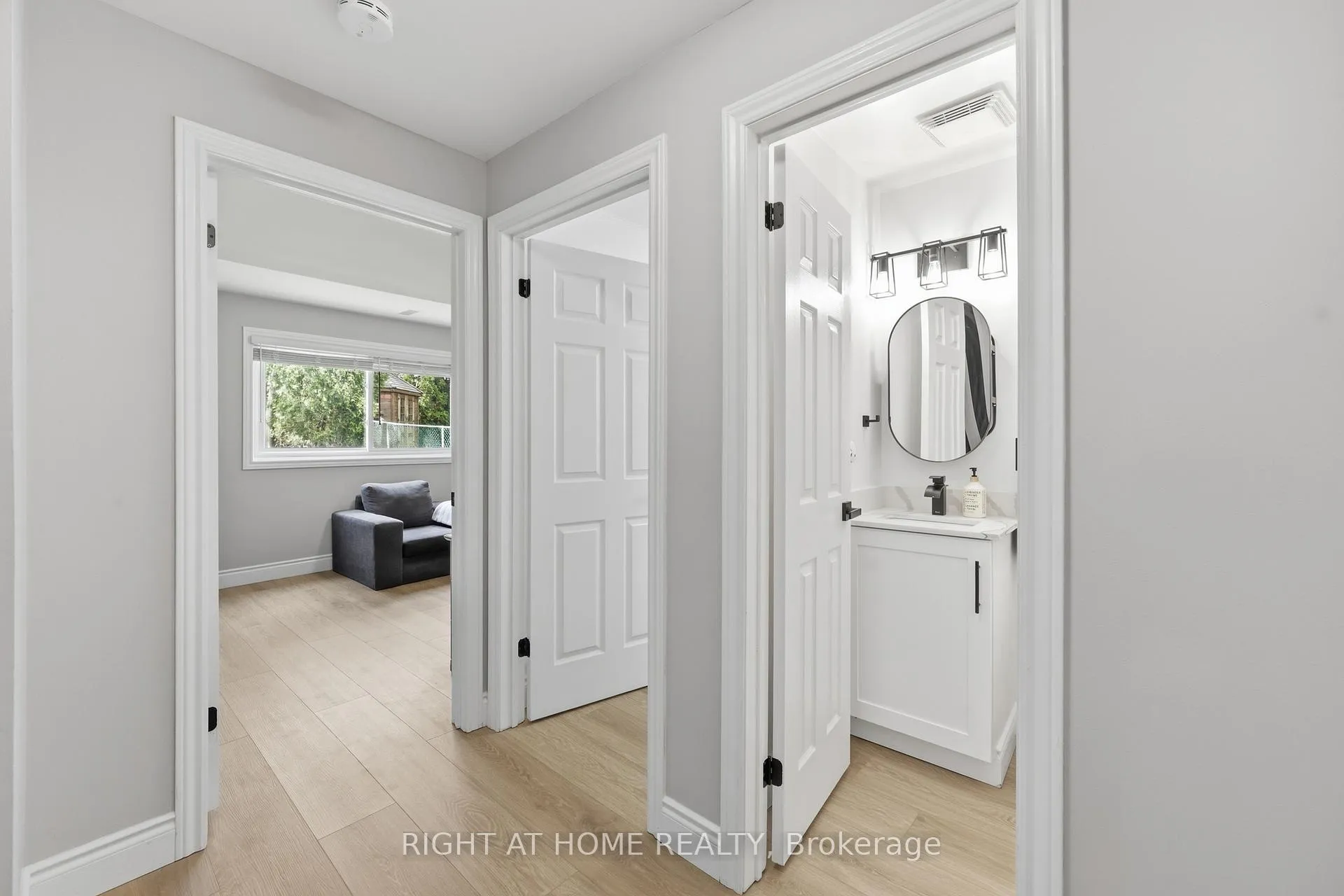 Photo 28 of 2458 Cavendish Drive, Burlington, Brant Hills — HOMEH