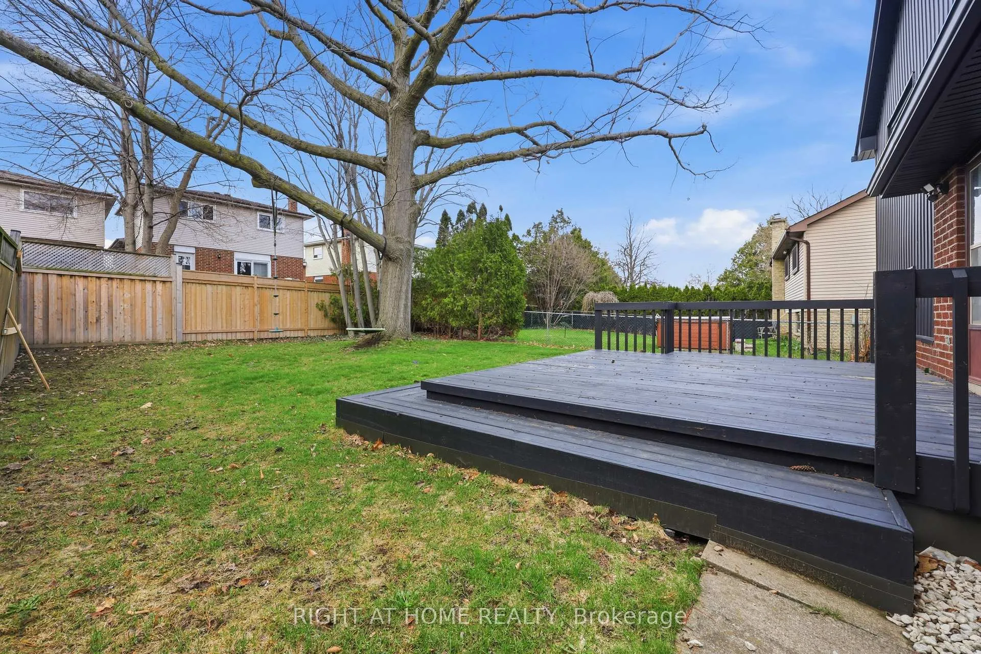 Photo 36 of 2458 Cavendish Drive, Burlington, Brant Hills — HOMEH