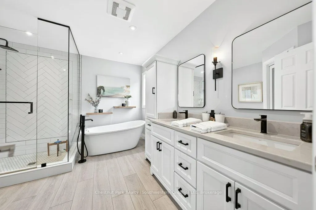 Photo 23 of 157 Lynch Circle, Guelph, Pineridge/Westminster Woods — HOMEH