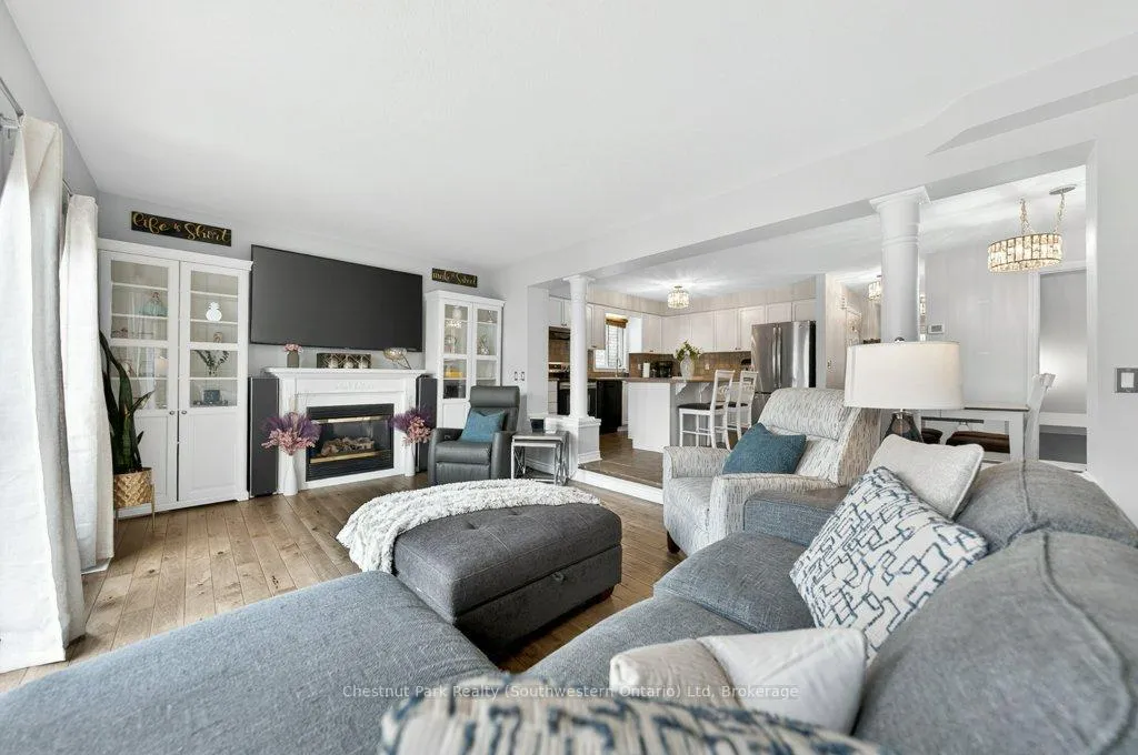 Photo 25 of 157 Lynch Circle, Guelph, Pineridge/Westminster Woods — HOMEH