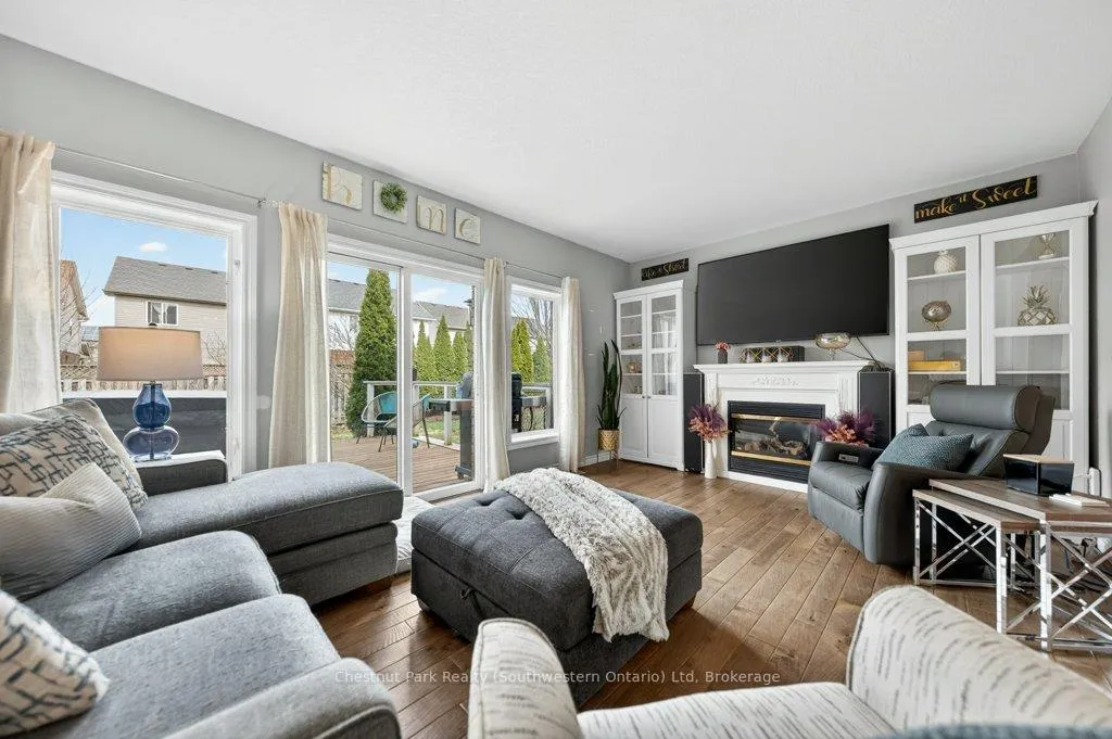 Photo 26 of 157 Lynch Circle, Guelph, Pineridge/Westminster Woods — HOMEH
