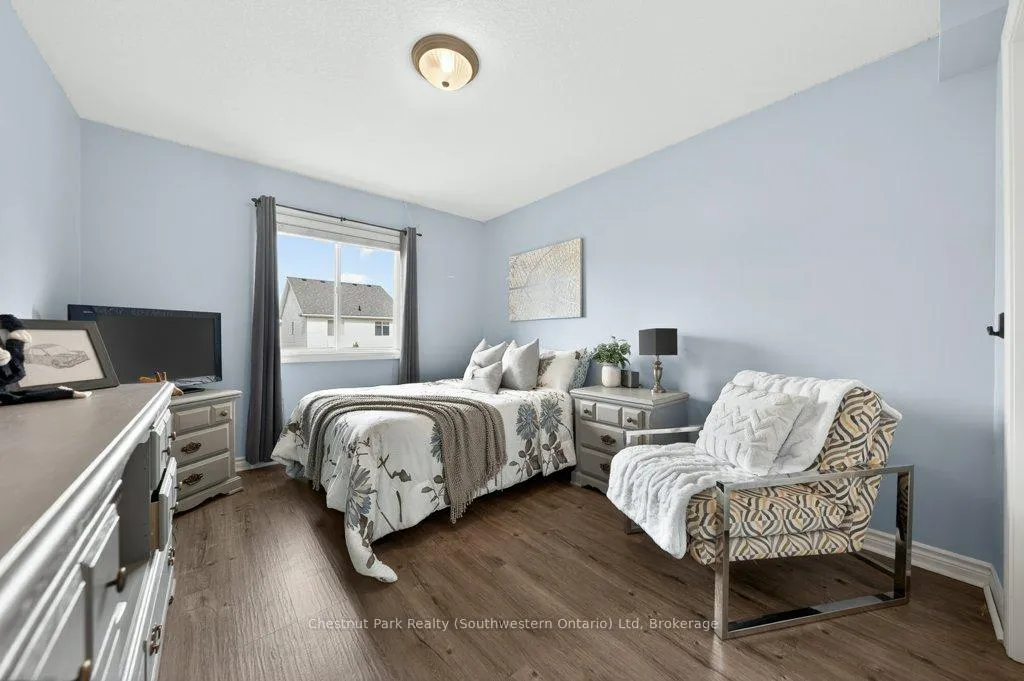 Photo 35 of 157 Lynch Circle, Guelph, Pineridge/Westminster Woods — HOMEH