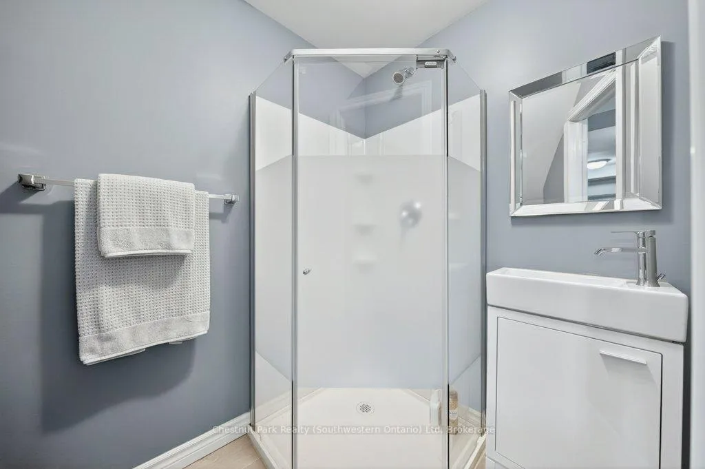 Photo 44 of 157 Lynch Circle, Guelph, Pineridge/Westminster Woods — HOMEH