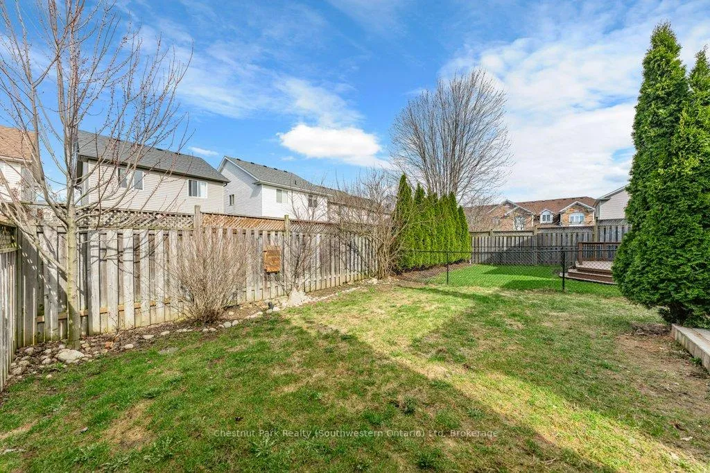 Photo 47 of 157 Lynch Circle, Guelph, Pineridge/Westminster Woods — HOMEH