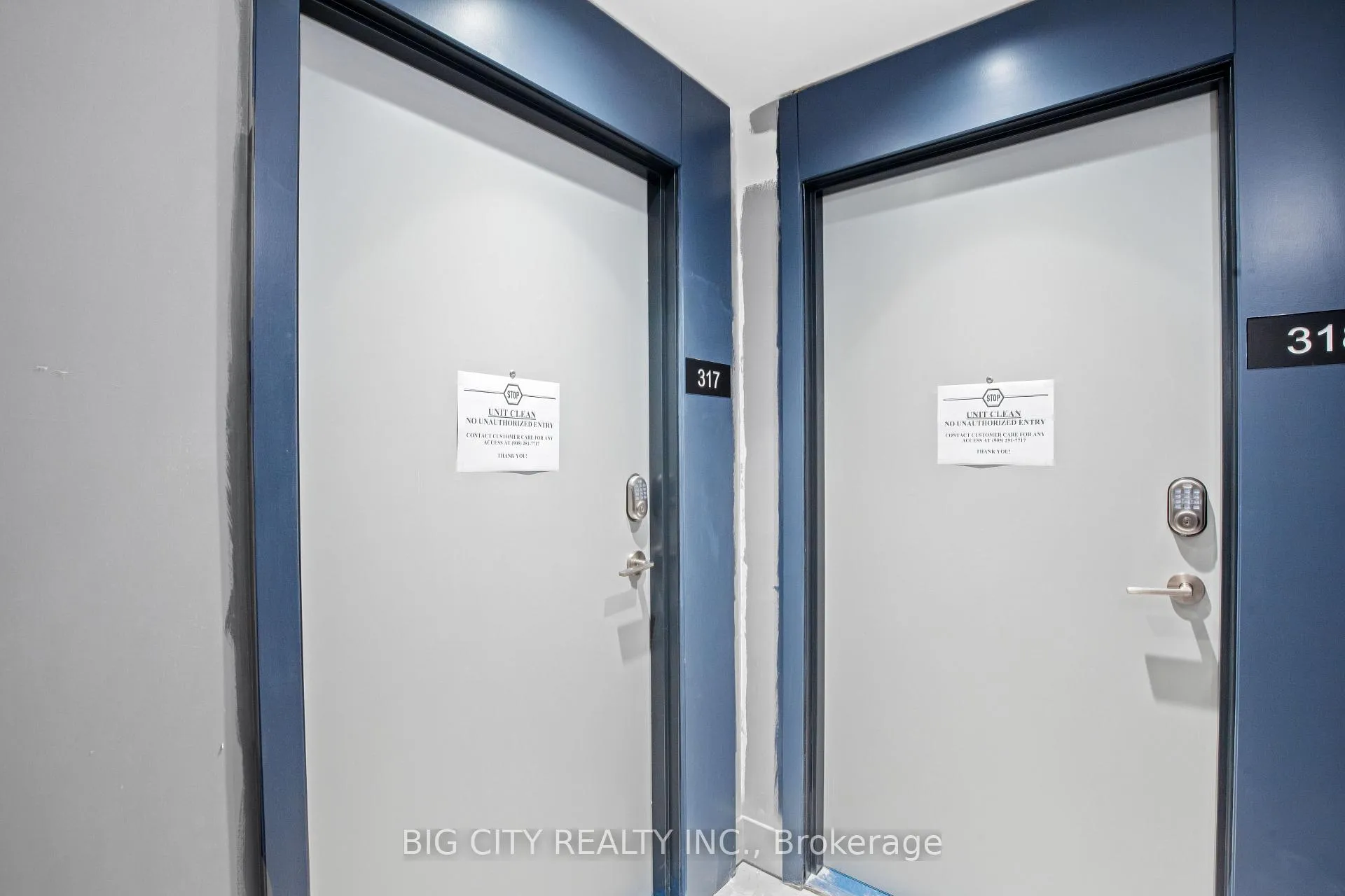 Photo 3 of Unit 317A, 30 Upper Mall Way, Vaughan, Brownridge — HOMEH