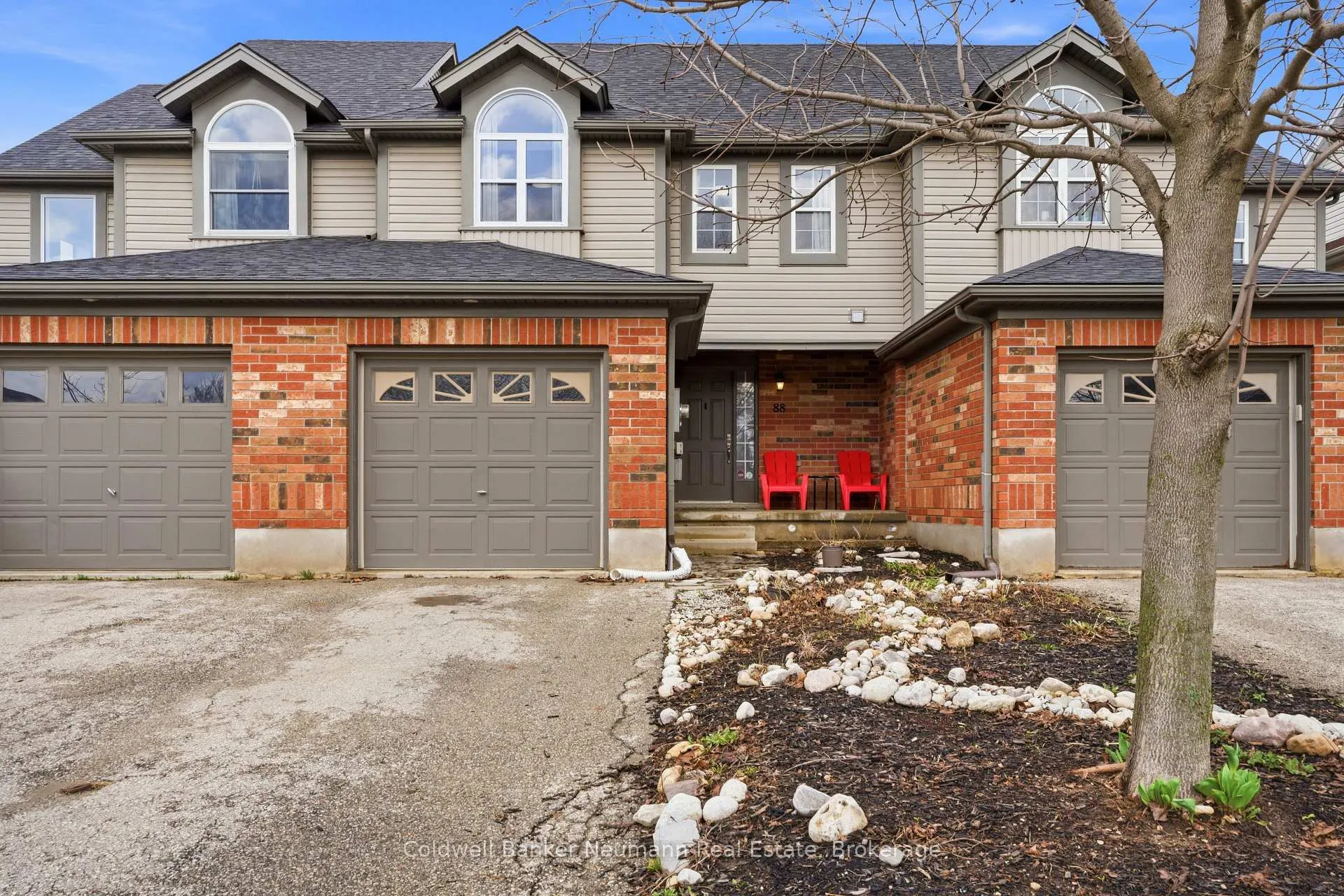 Photo 1 of 88 Wilton Road, Guelph, Victoria North — HOMEH
