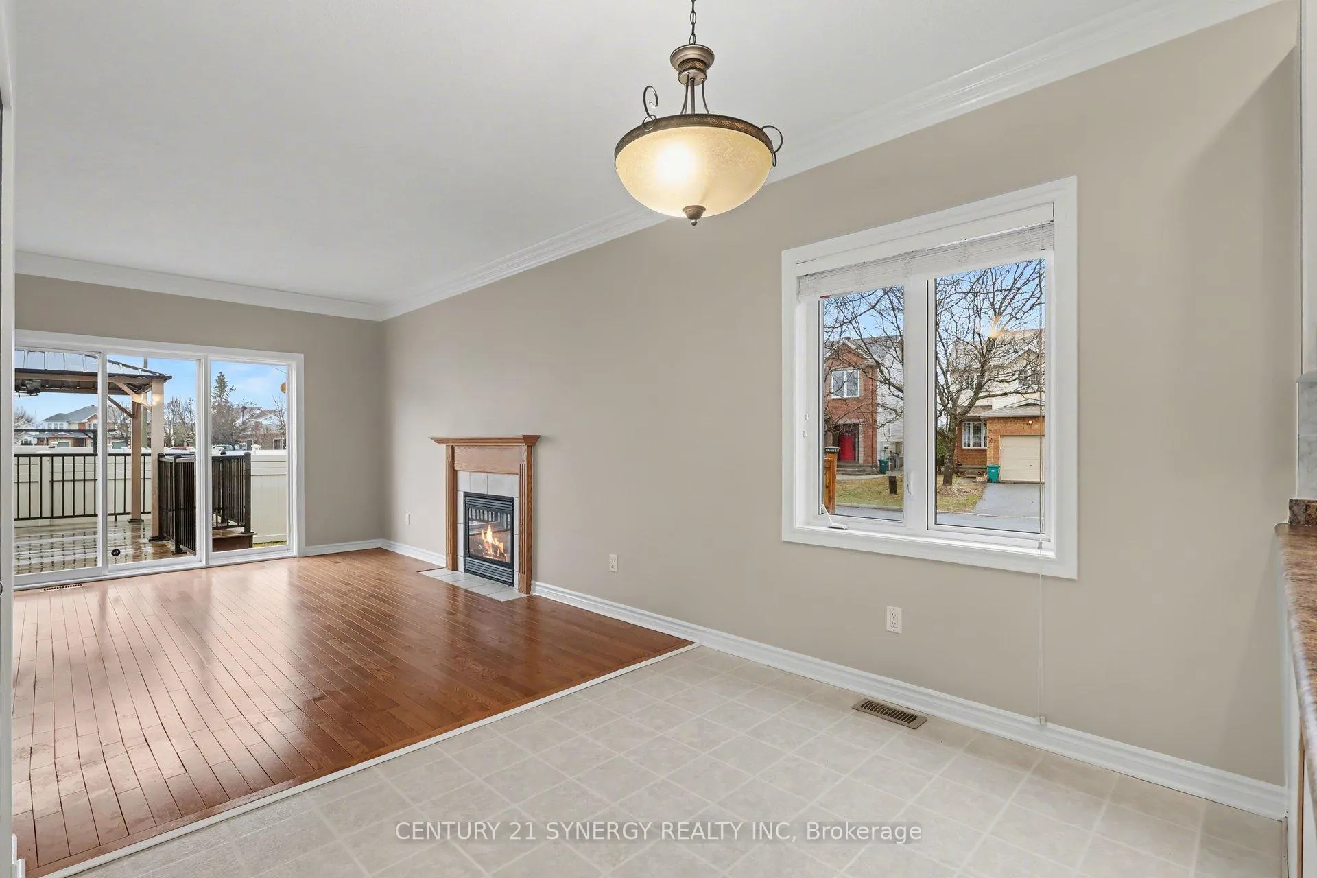 Photo 8 of 894 Gosnell Terrace, Ottawa, Fallingbrook/Gardenway South — HOMEH