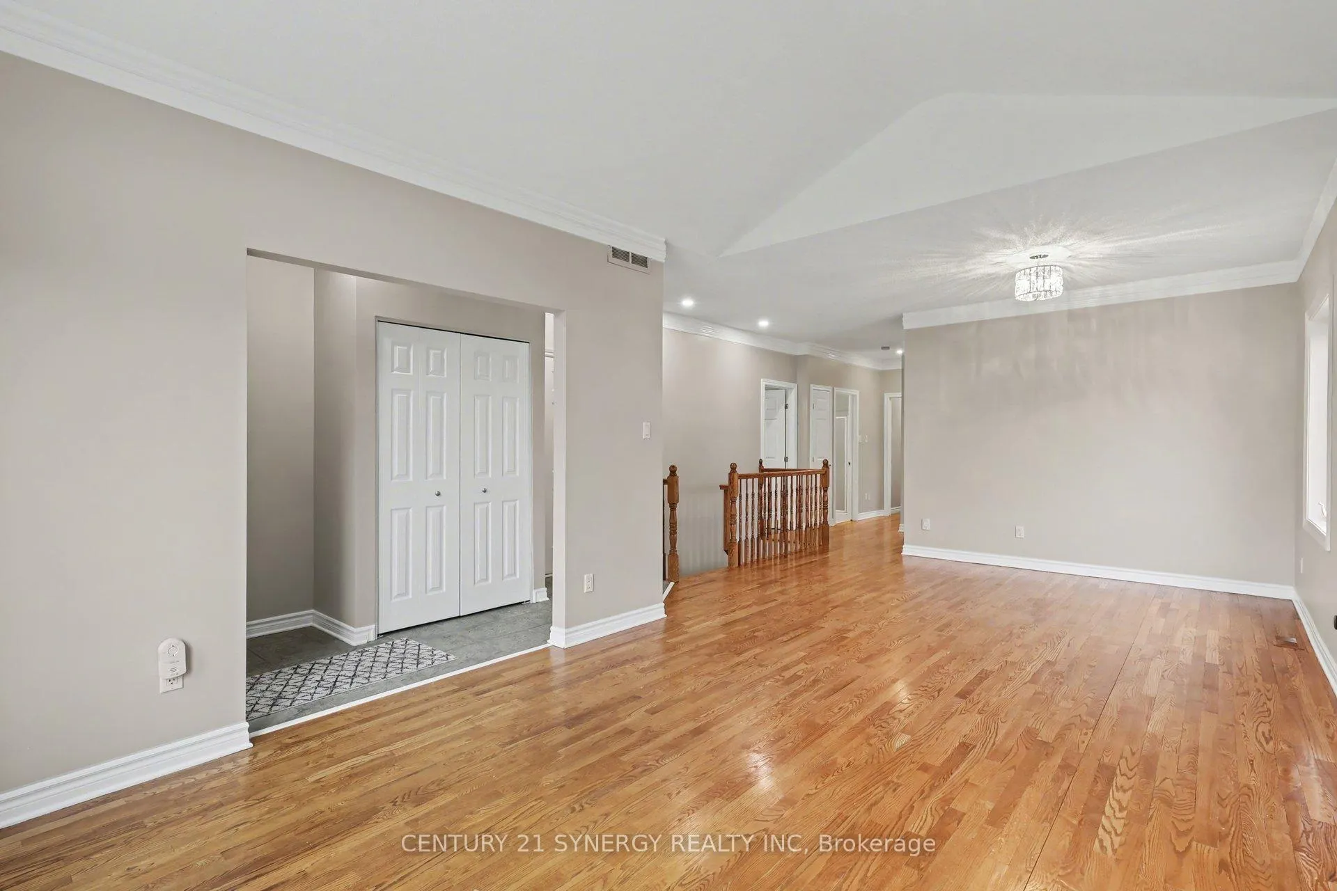 Photo 13 of 894 Gosnell Terrace, Ottawa, Fallingbrook/Gardenway South — HOMEH