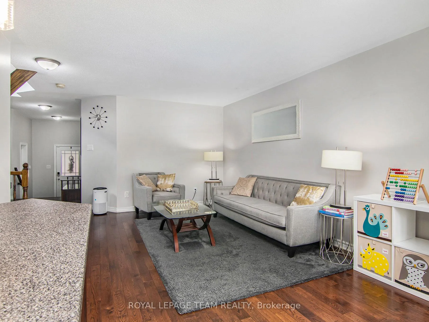 Photo 5 of 330 Forestbrook Street, Ottawa, Kanata - Morgan's Grant/South March — HOMEH