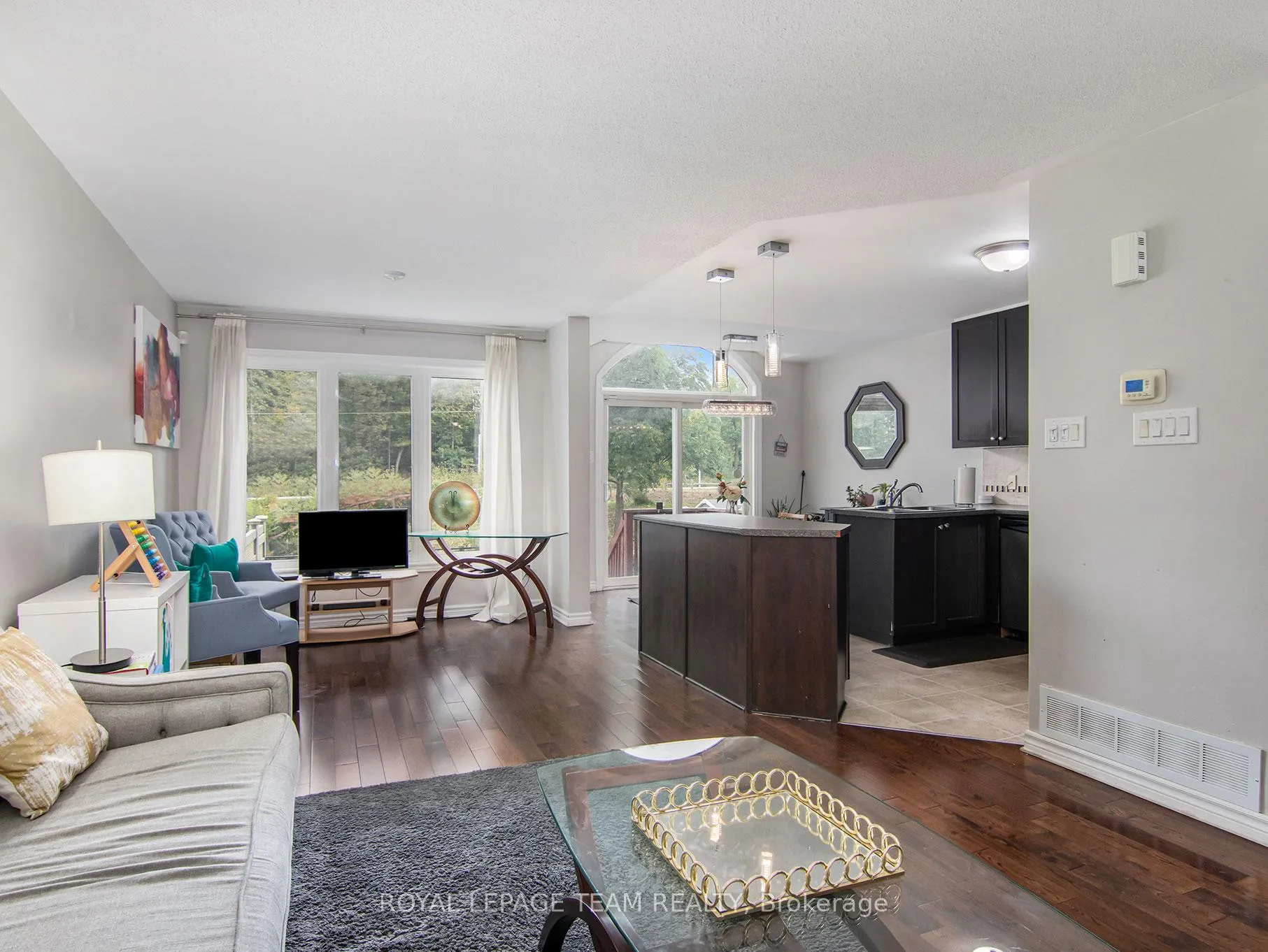 Photo 6 of 330 Forestbrook Street, Ottawa, Kanata - Morgan's Grant/South March — HOMEH